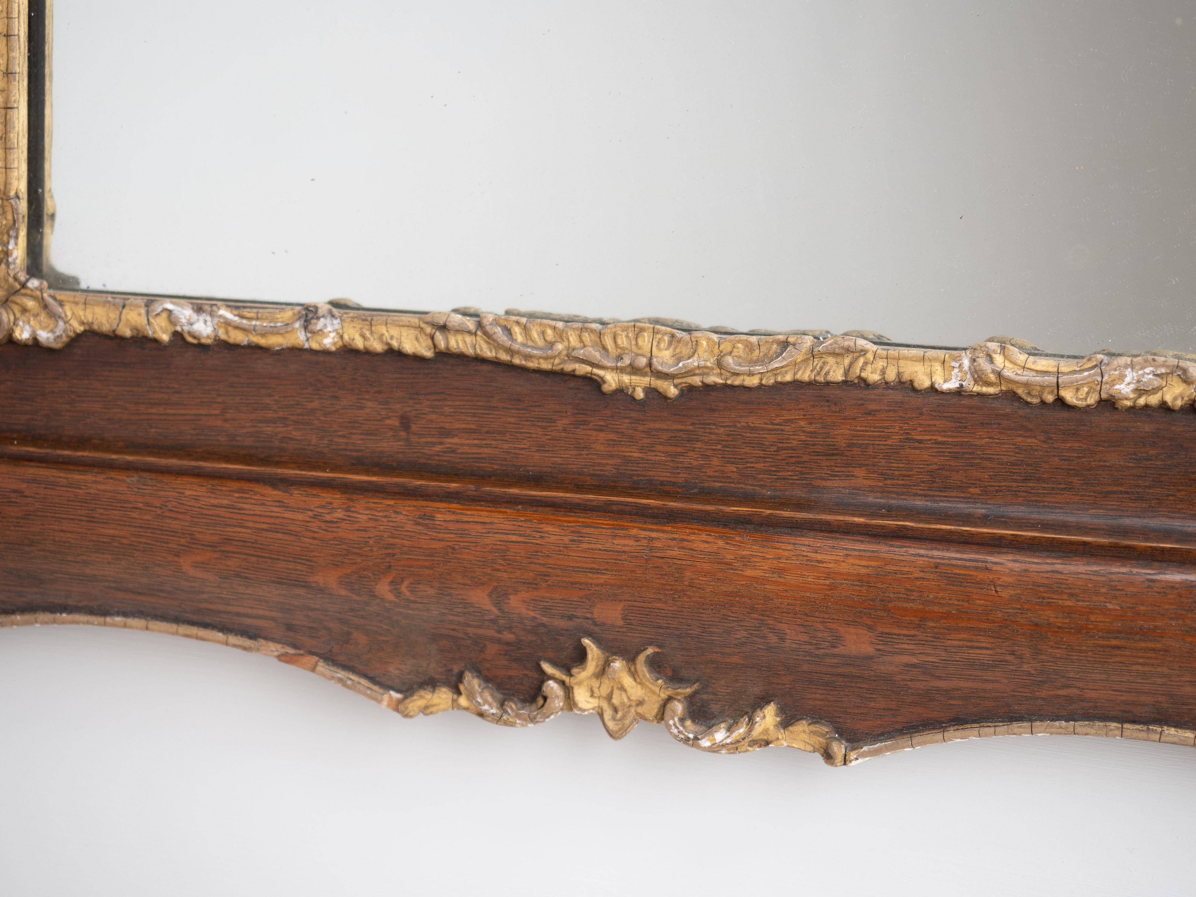 Espejo de pared de roble y gesso dorado del renacimiento rococó francés Circa 1880 (c19º Luis XV) Dorado en venta