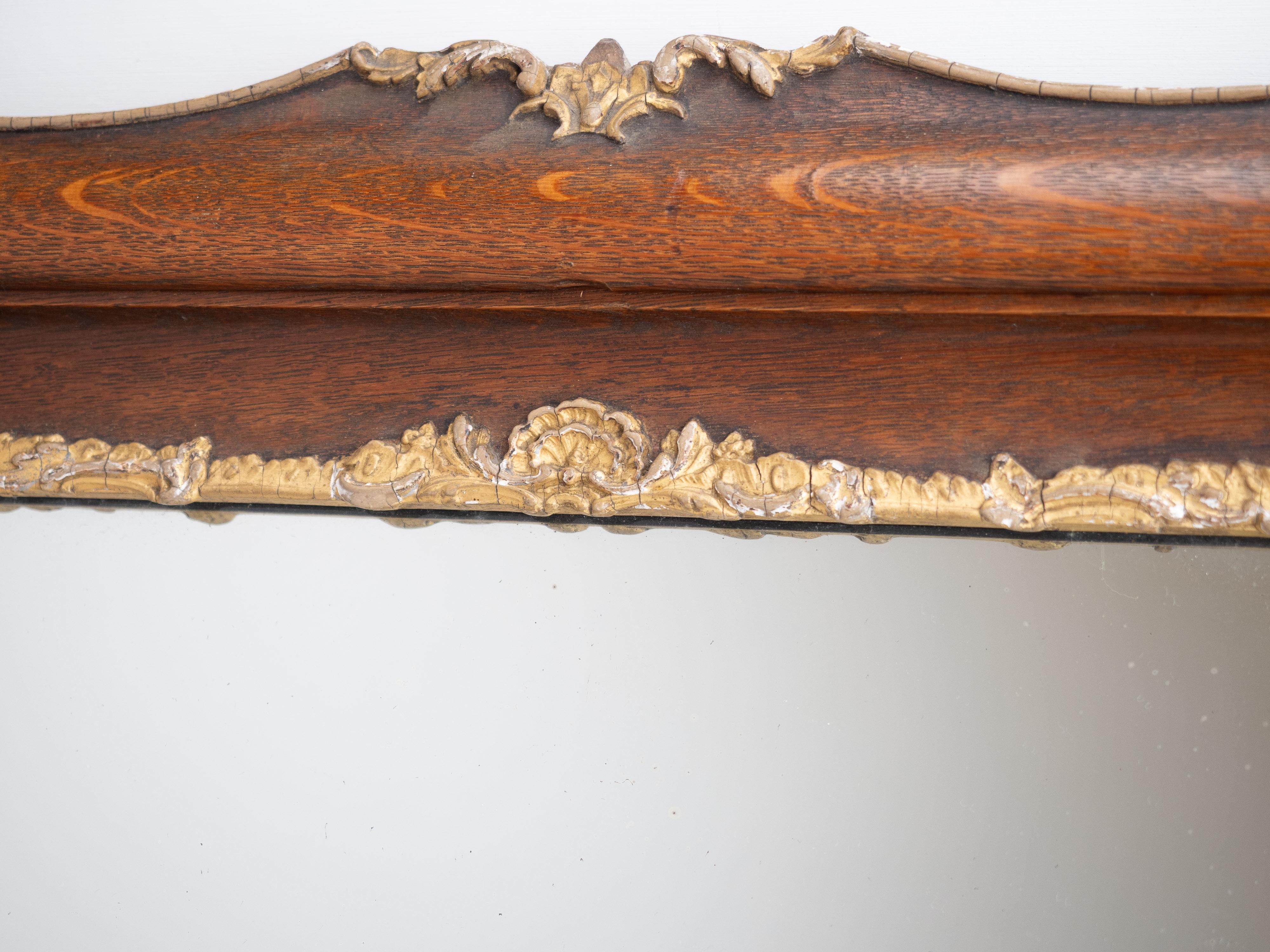 Espejo de pared de roble y gesso dorado del renacimiento rococó francés Circa 1880 (c19º Luis XV) Francés en venta