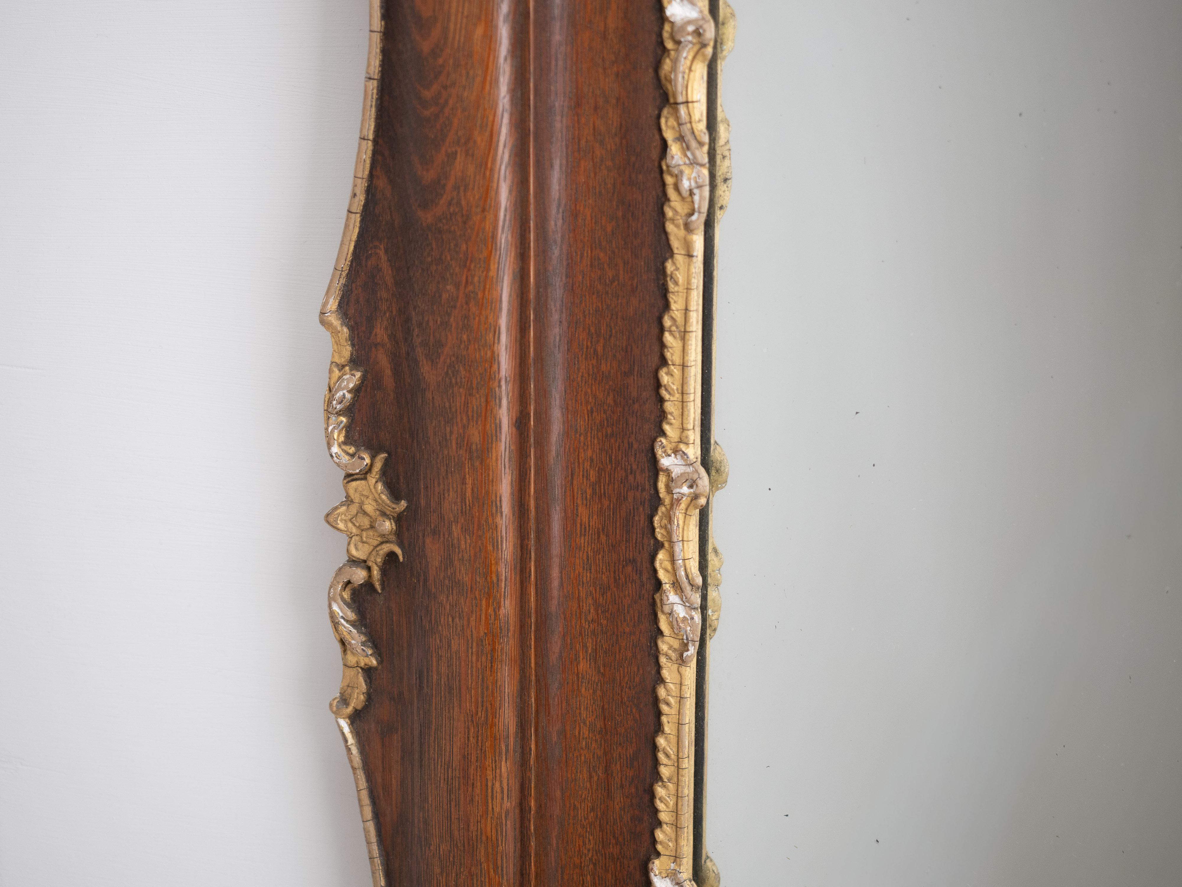 Espejo de pared de roble y gesso dorado del renacimiento rococó francés Circa 1880 (c19º Luis XV) en venta 1