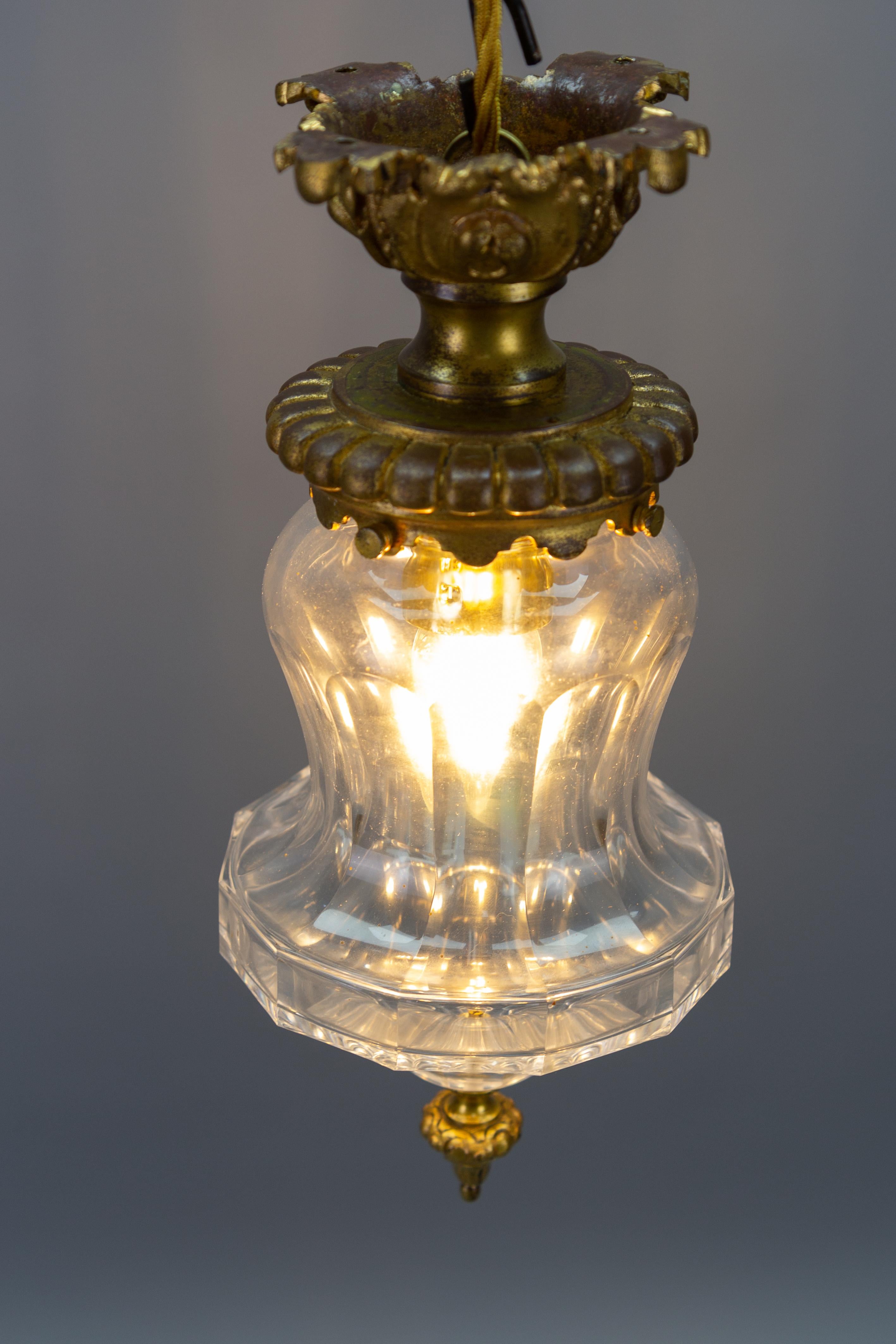 Französische Einbaubeleuchtung aus Bronze und Kristallglas im Rokoko-Stil, um 1900 im Angebot 1