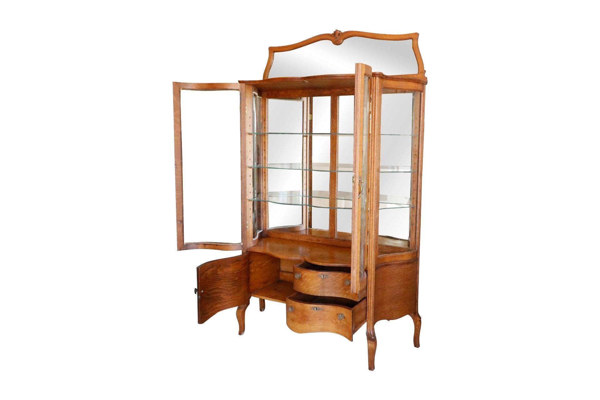 French Rococo Style China Cabinet In Good Condition In Bradenton, FL