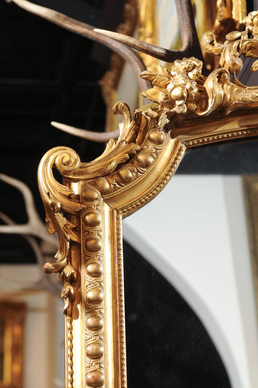 French Rococo Style Giltwood Mirror with Cartouche Carved Crest, 19th Century 4