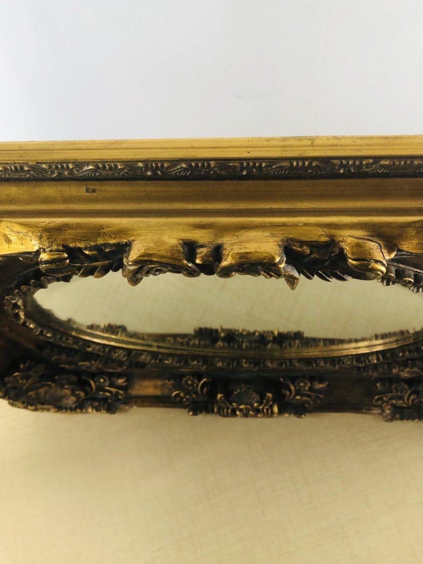 Verre Miroir doré sculpté à la main de style rococo français en vente