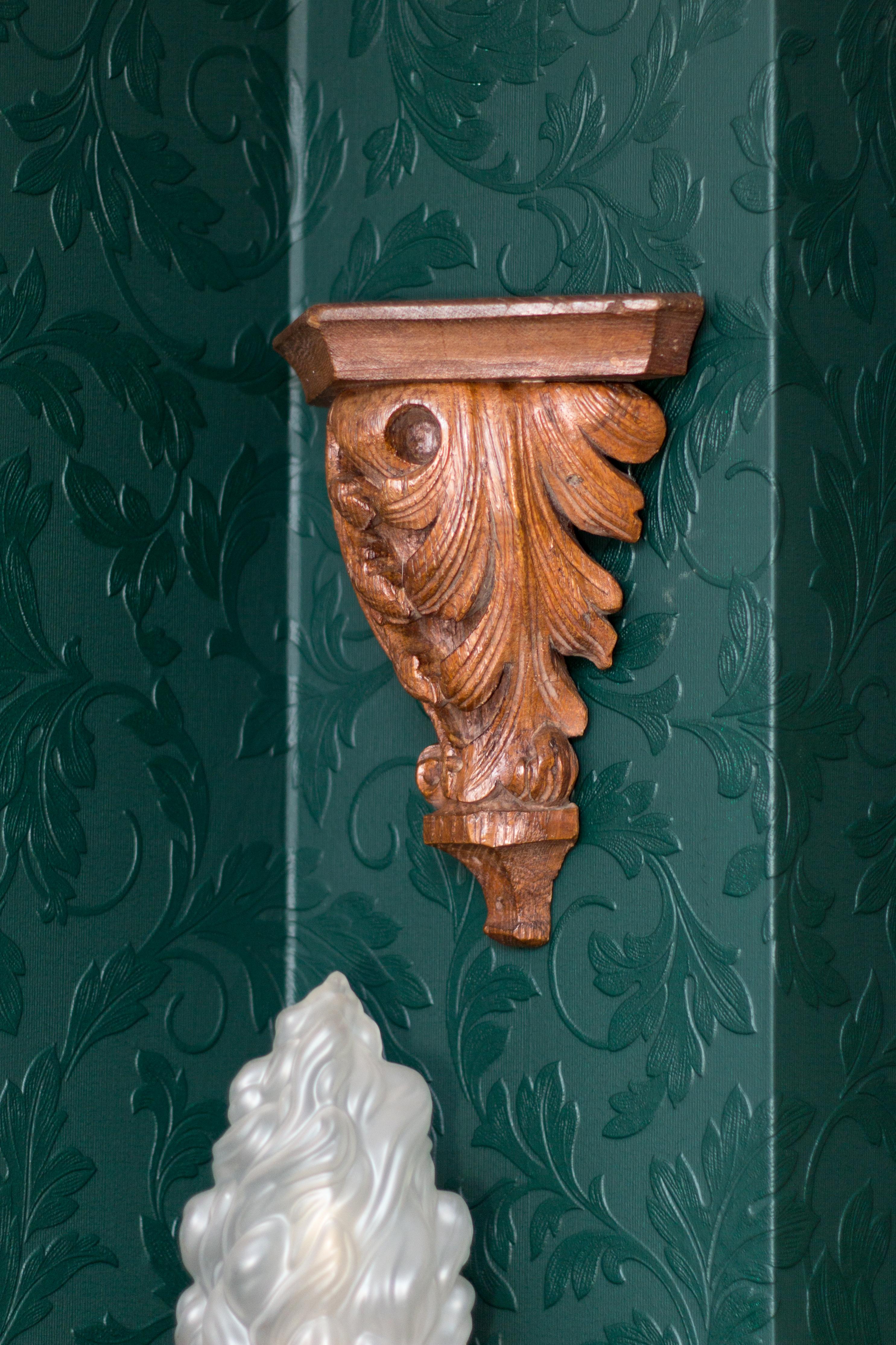 French Rococo Style Hand Carved Wood Wall Bracket Shelf 3