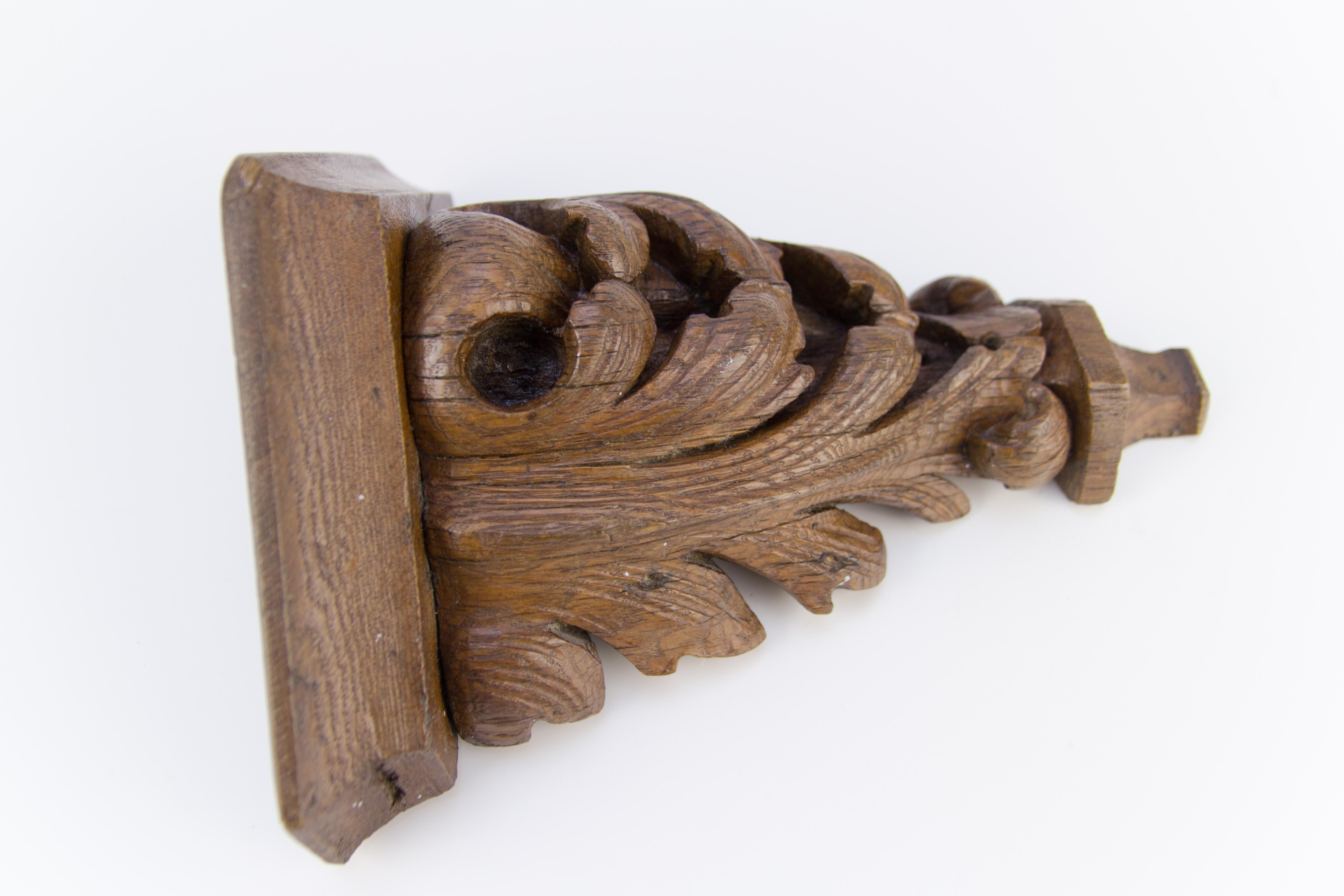 French Rococo Style Hand Carved Wood Wall Bracket Shelf 1