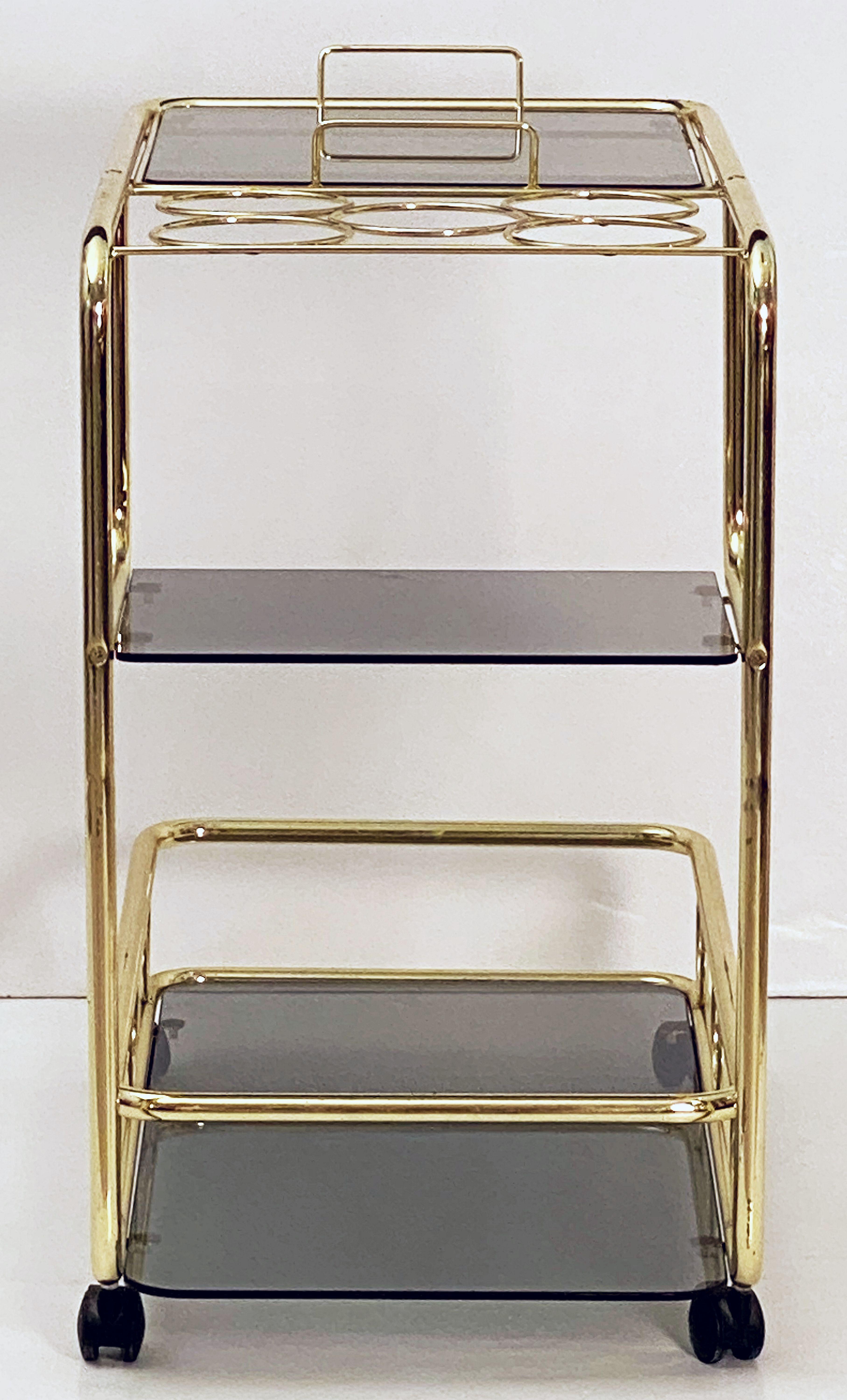 French Rolling Drinks Cart of Brass with Tinted Glass For Sale 5