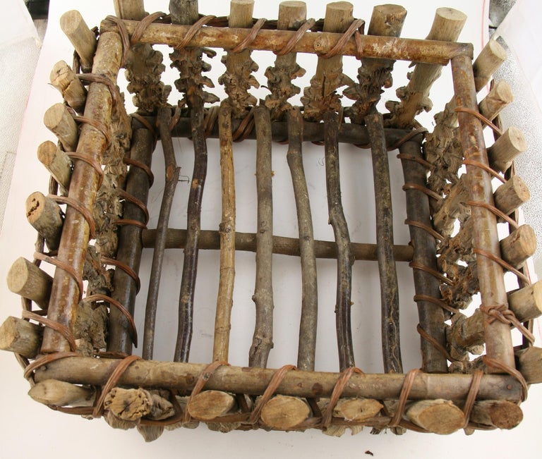 Japanese Root Wood Basket / Centerpiece,/Folk Art circa 1930 In Good Condition For Sale In Douglas Manor, NY