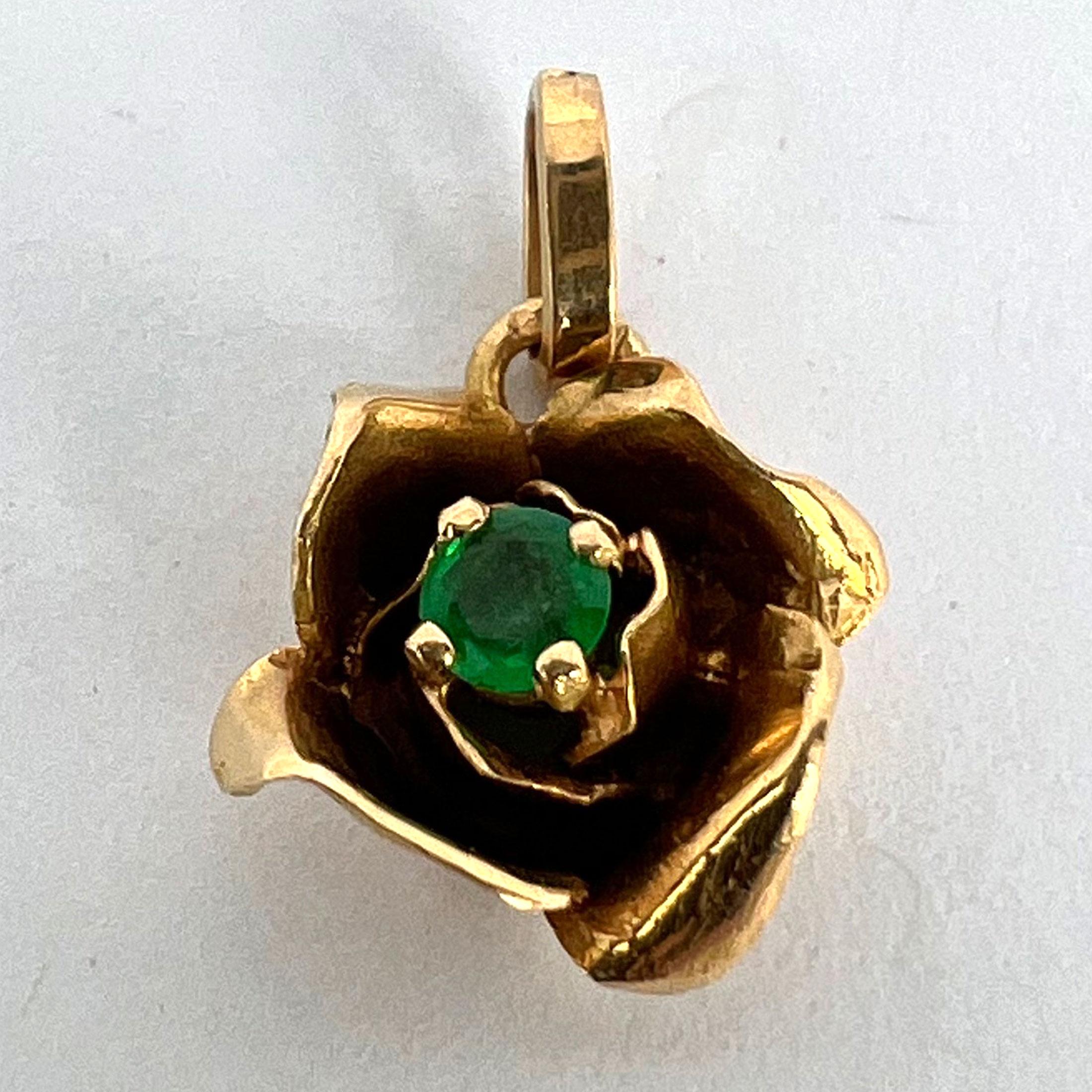 French Rose 18K Yellow Gold Emerald Charm Pendant For Sale 7