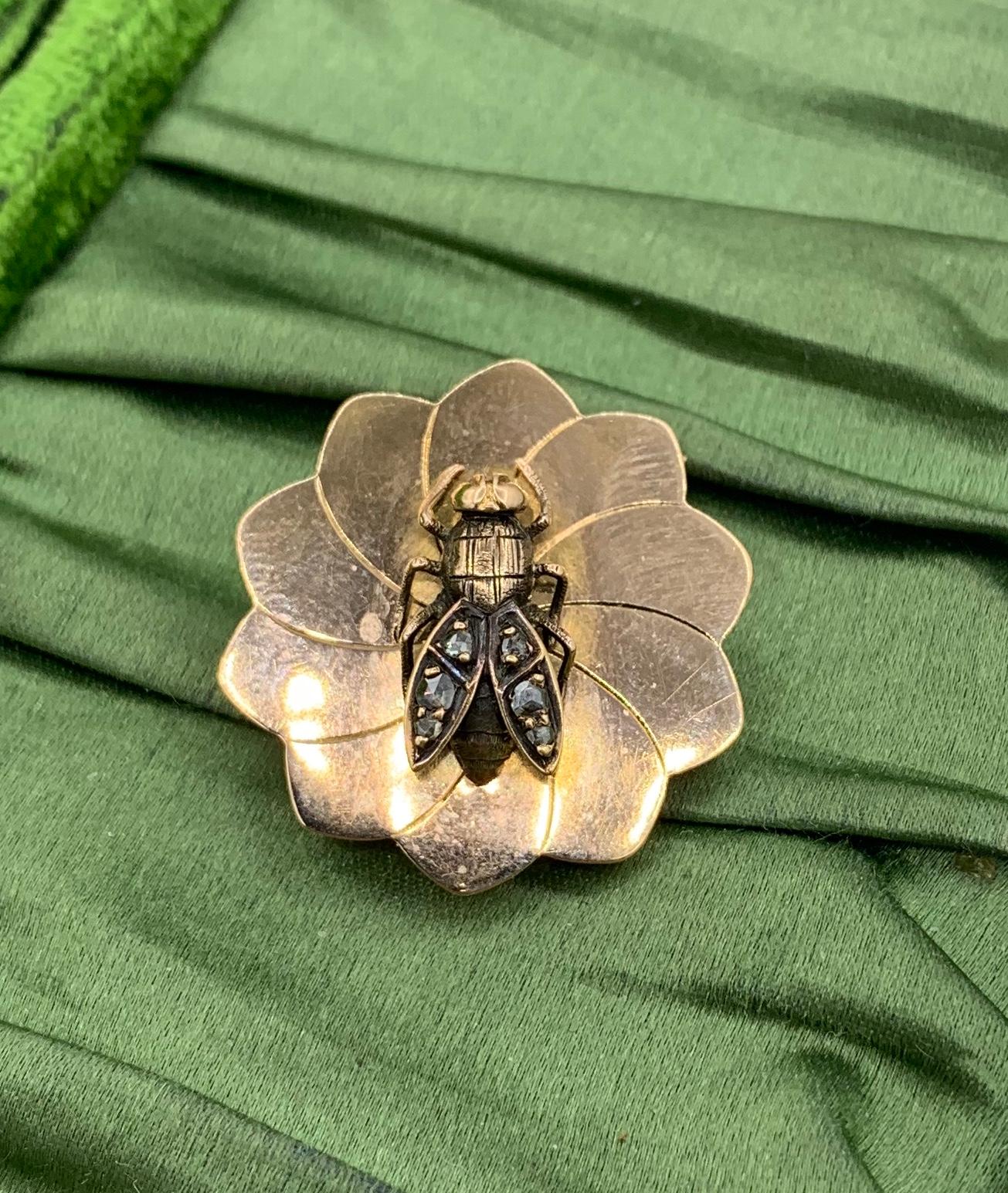 Women's or Men's French Rose Cut Diamond Bee Fly Insect Bug Pendant Brooch Antique 18 Karat Gold For Sale