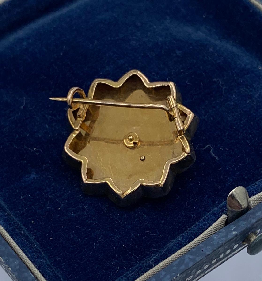 Pendentif abeille, mouche, insecte, insecte, broche en or ancien 18 carats avec diamant taille rose français Excellent état - En vente à New York, NY