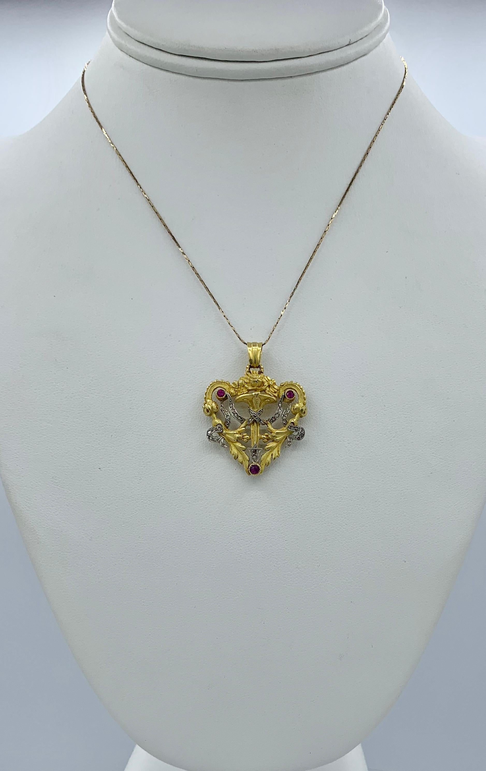 French Rose Cut Diamond Ruby Heart Pendant Belle Epoque 18 Karat Gold Flower For Sale 2