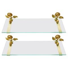 Plateaux de toilette en bronze doré et laiton, fleur de rose française C1950 - deux disponibles