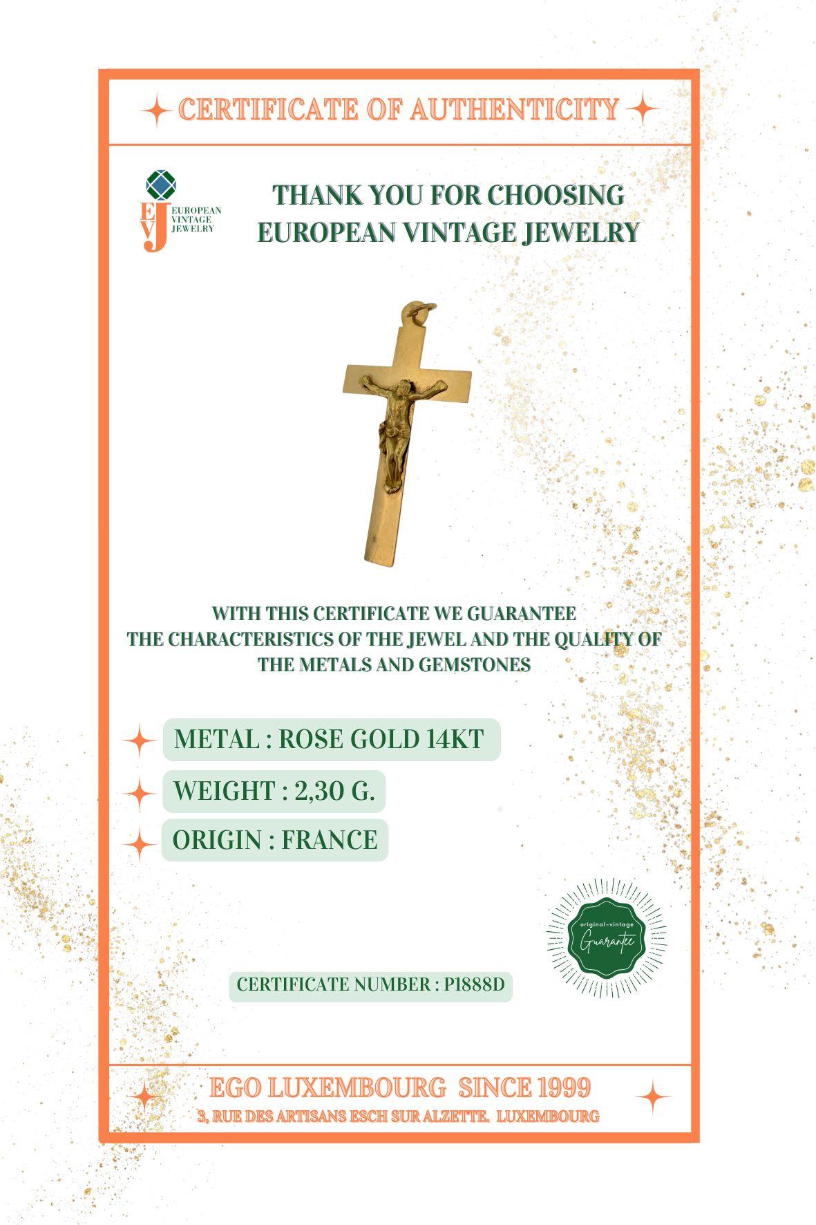 Crucifix français en or rose 14 carats en vente 3