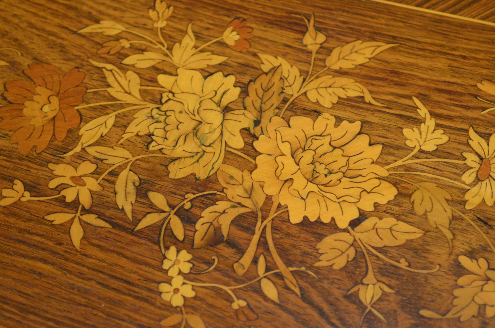 Jardinière aus Palisanderholz und Intarsien im Zustand „Gut“ im Angebot in Whaley Bridge, GB