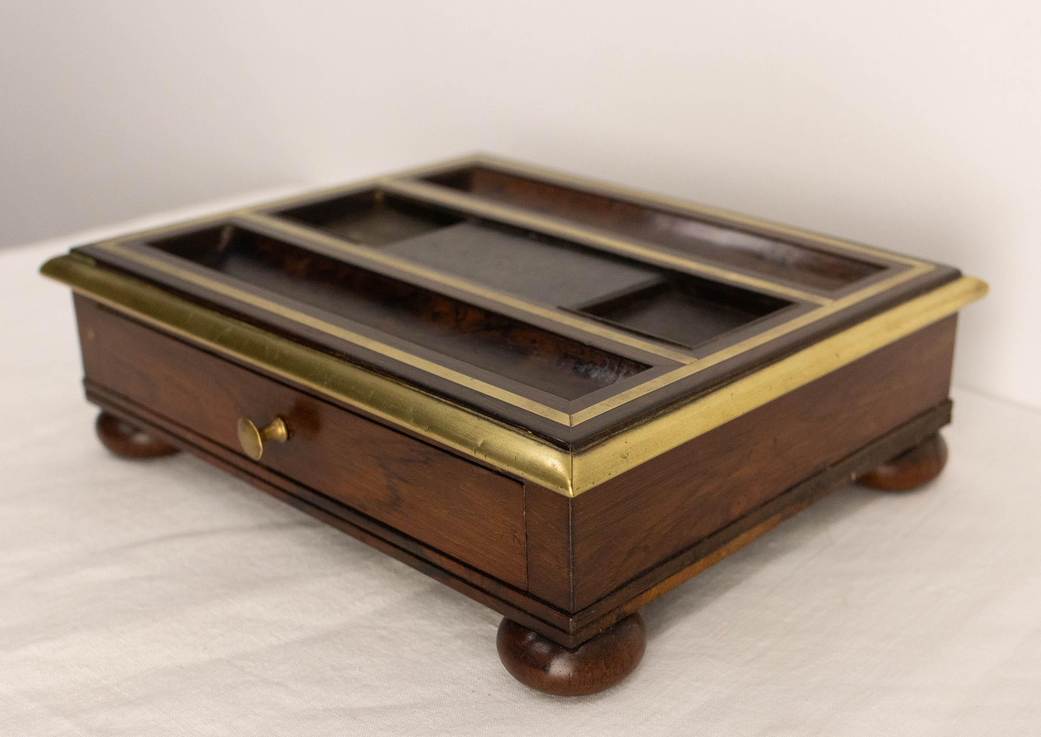 French Rosewood Desk Box for Pencils & Office Materials One Drawer, Late 19th C In Good Condition For Sale In Labrit, Landes