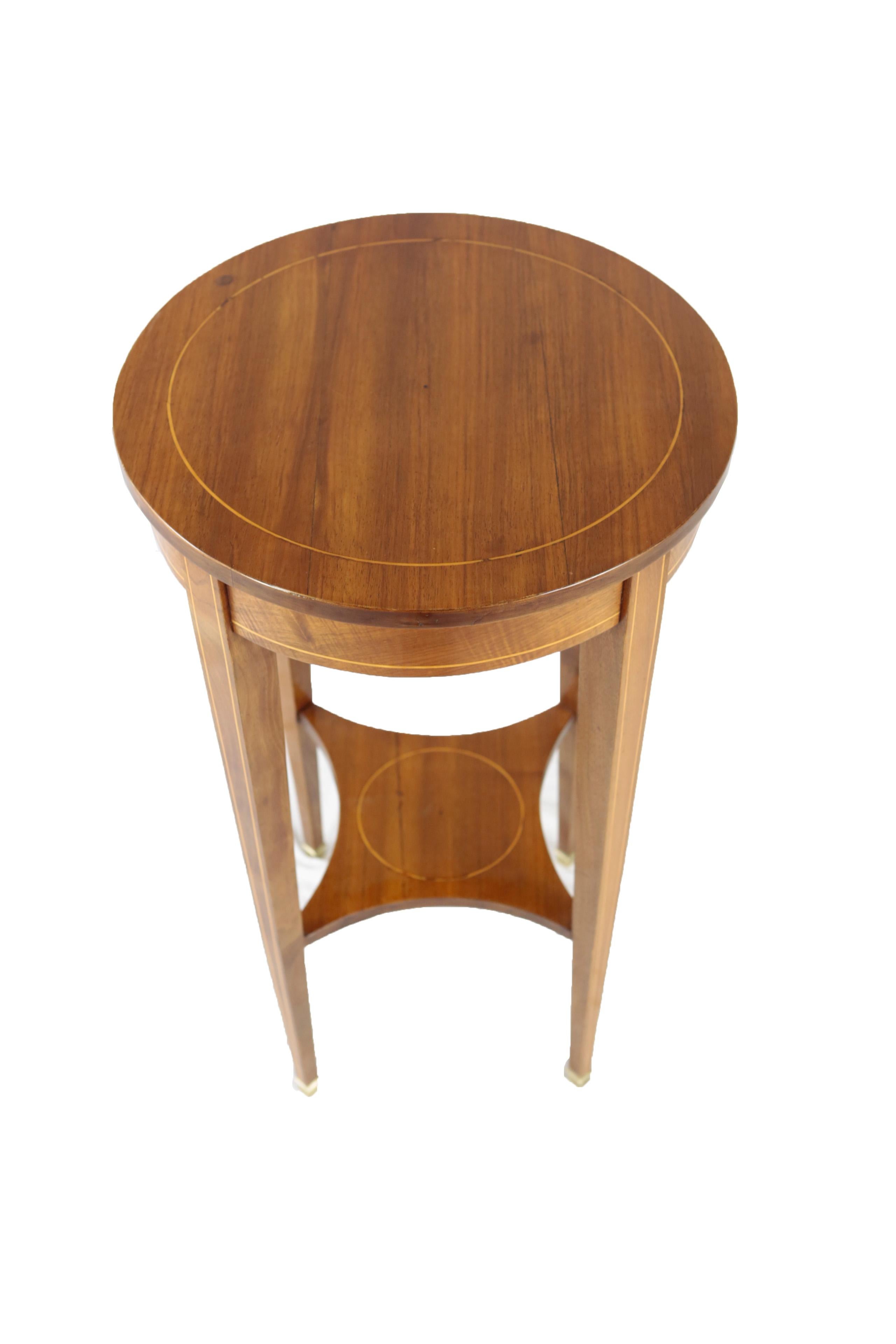 Veneer French Rosewood Gueridon Side Table, Late 19th Century, circa 1880-1990 For Sale