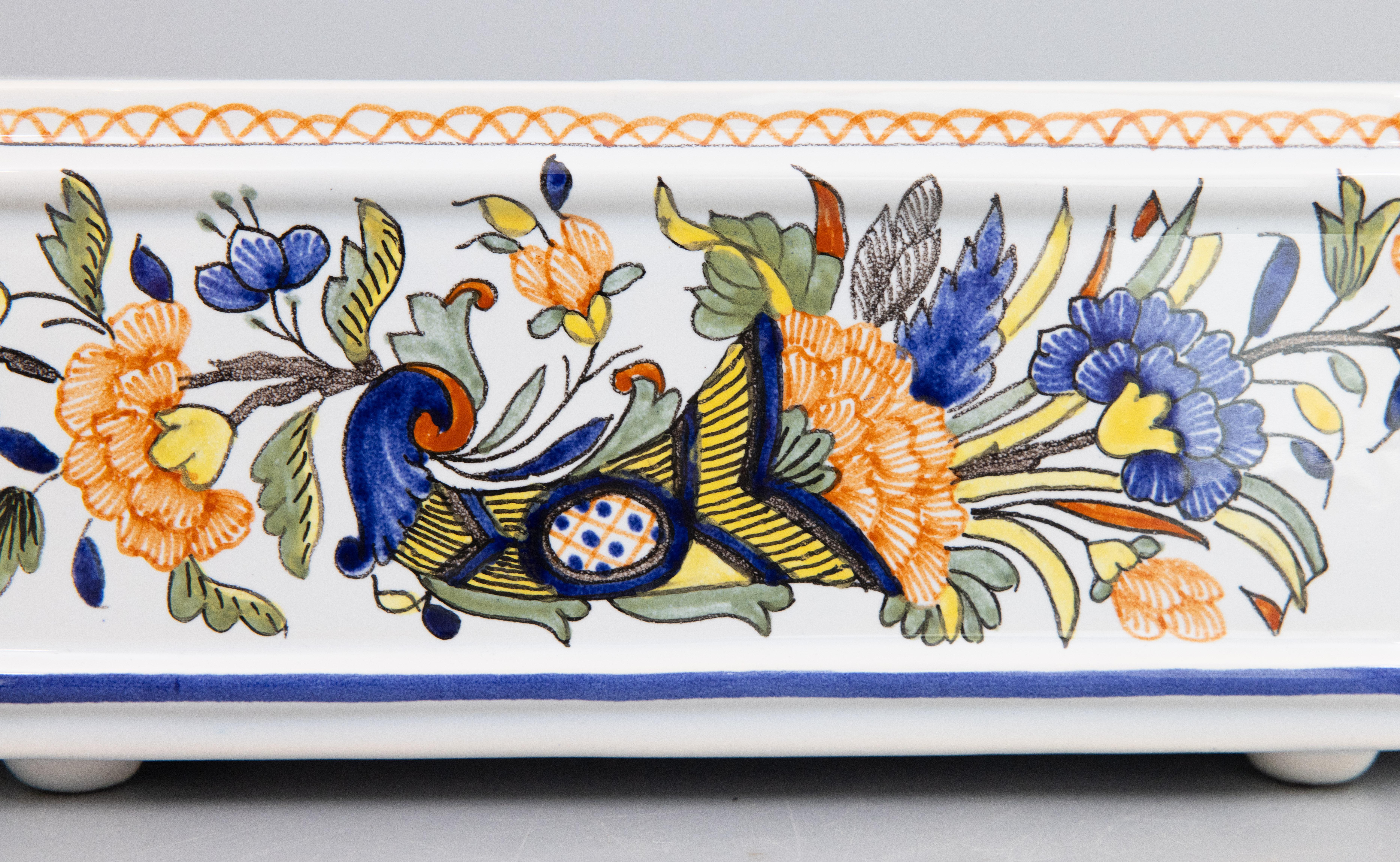 Jardinera Cachepot de loza de Rouen francesa, hacia 1950 en venta 1