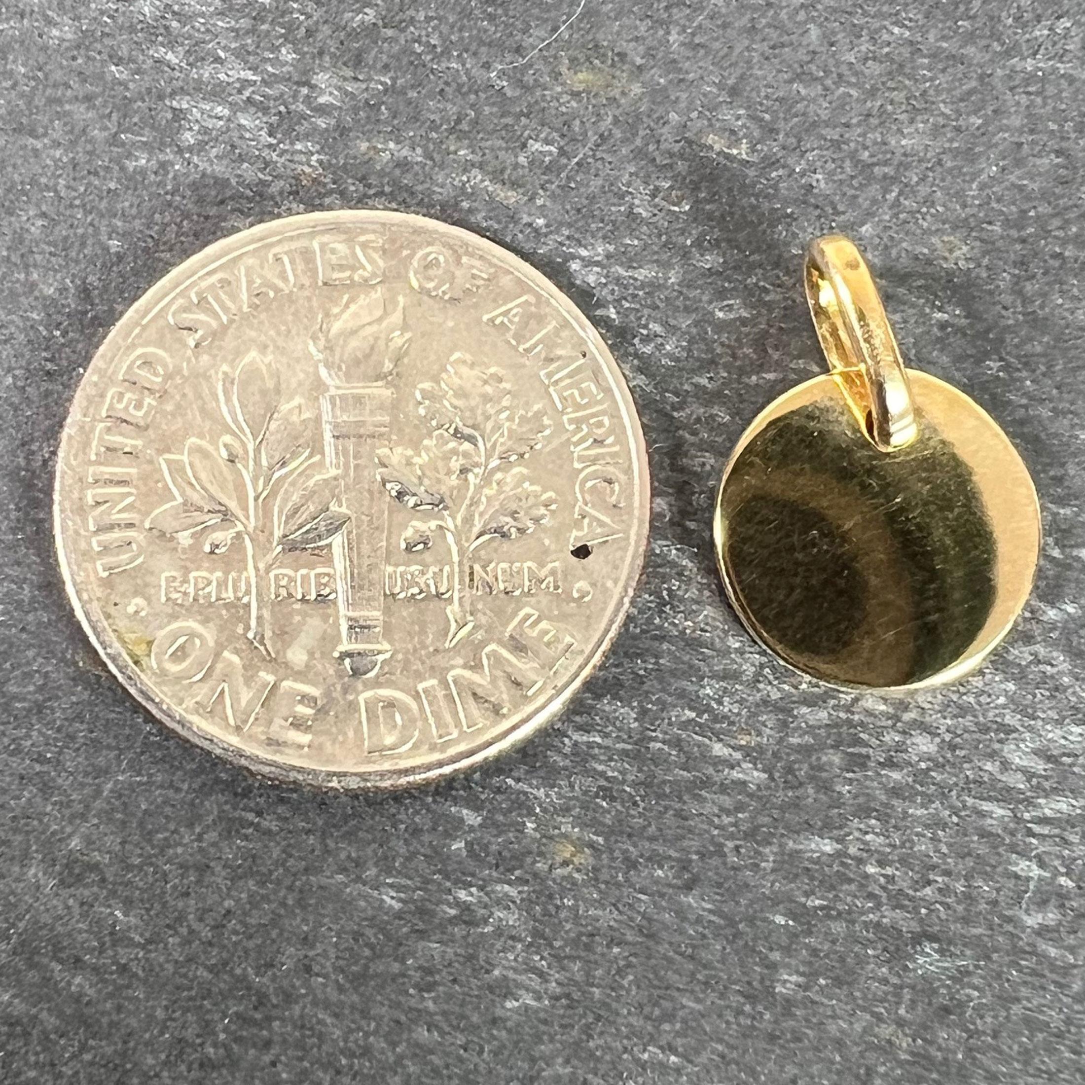 Pendentif Médaille en or jaune 18K, de forme ronde et de forme française en vente 7