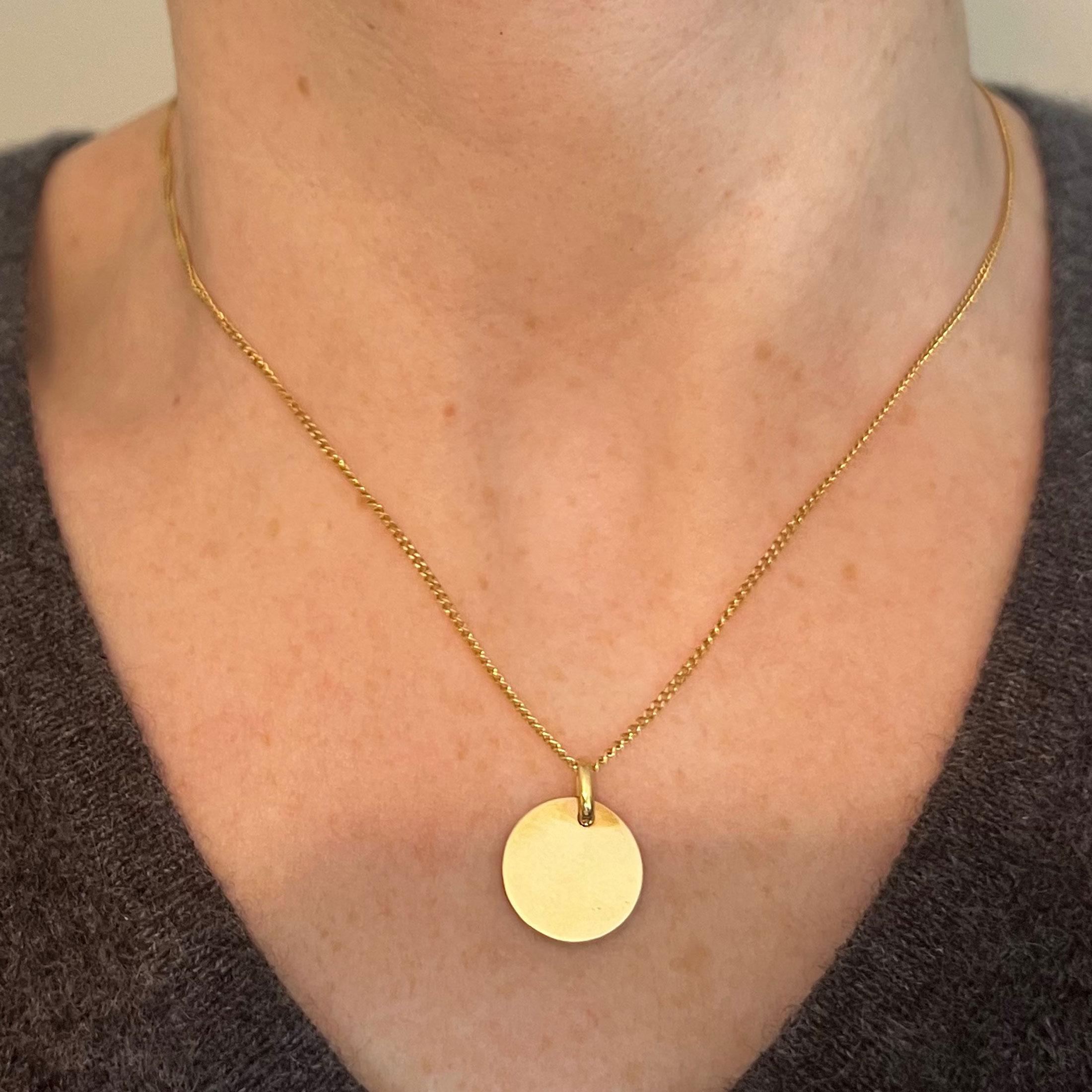 Women's or Men's French Round Blank 18K Yellow Gold Medal Pendant For Sale