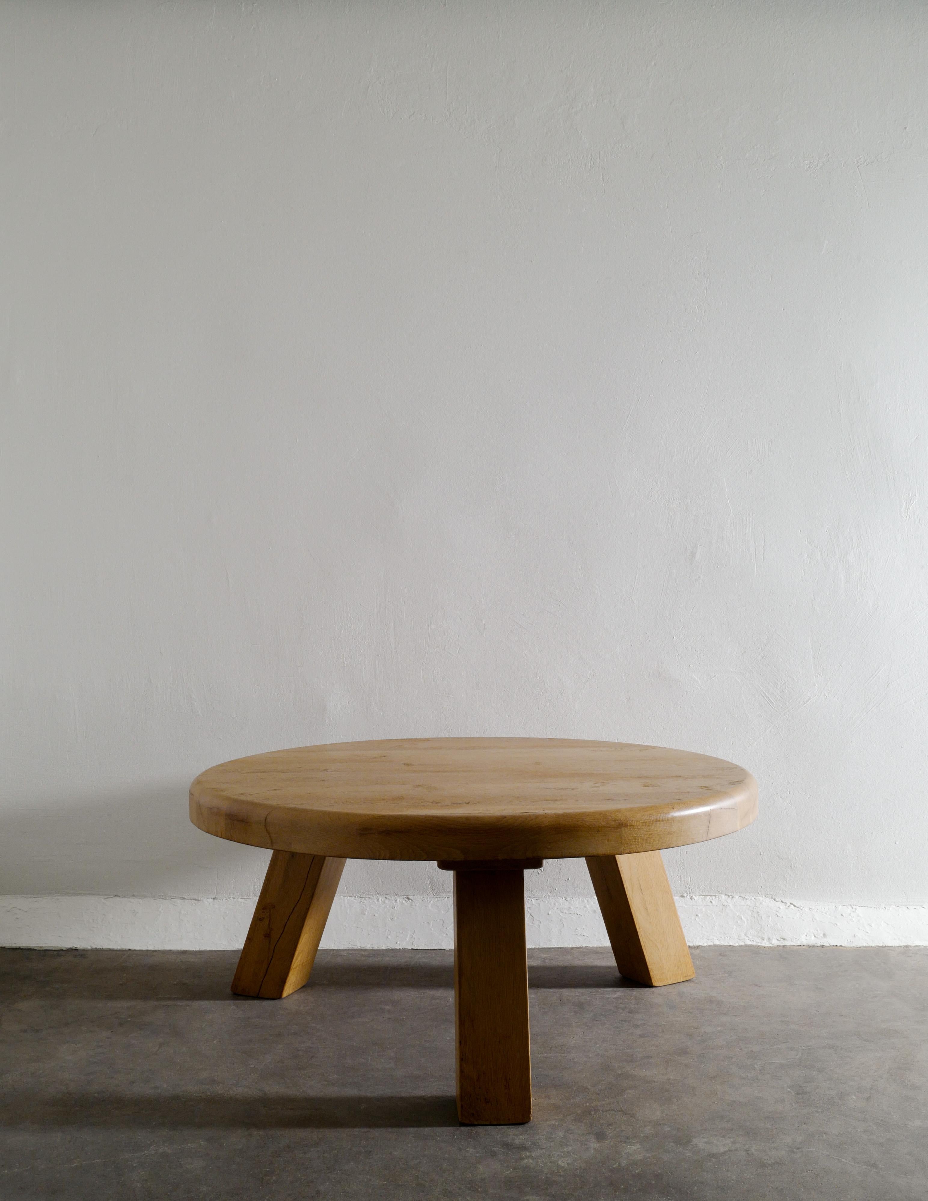 Mid-Century Modern French Round Brutalist Coffee Sofa Table in Solid Oak Produced in France 1970s
