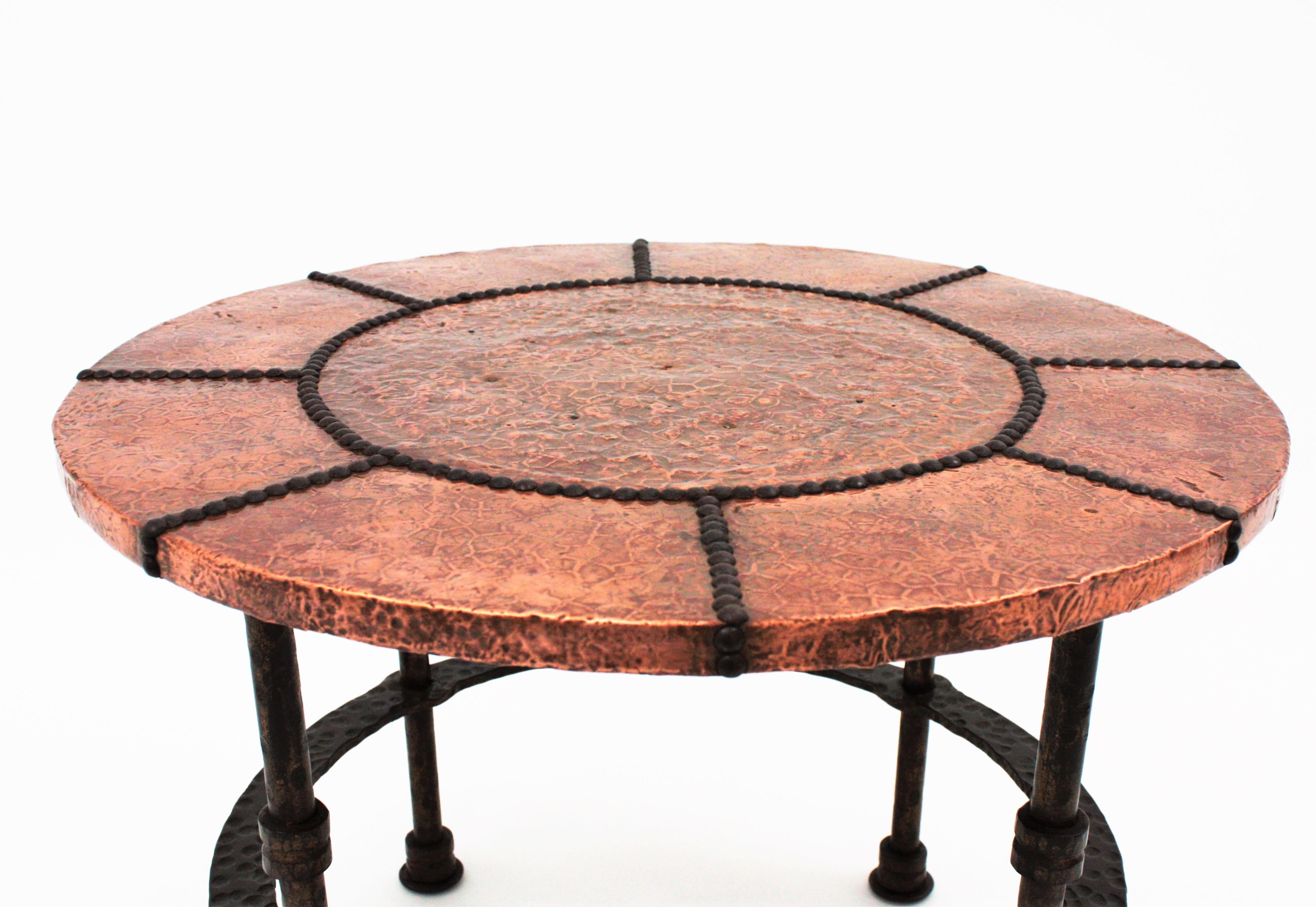 Hammered French Coffee Table in Wrought Iron and Copper For Sale