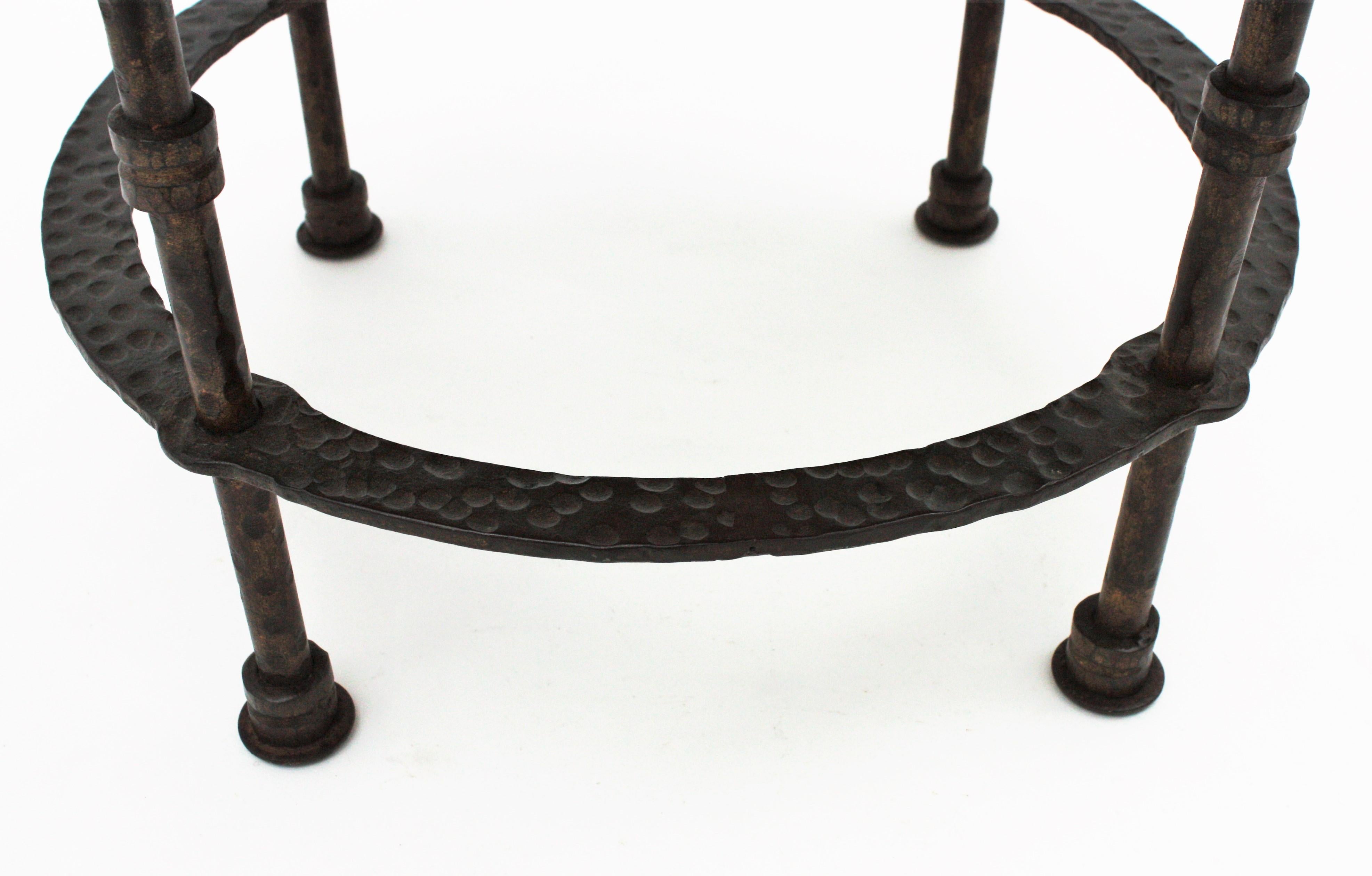 French Coffee Table in Wrought Iron and Copper For Sale 1