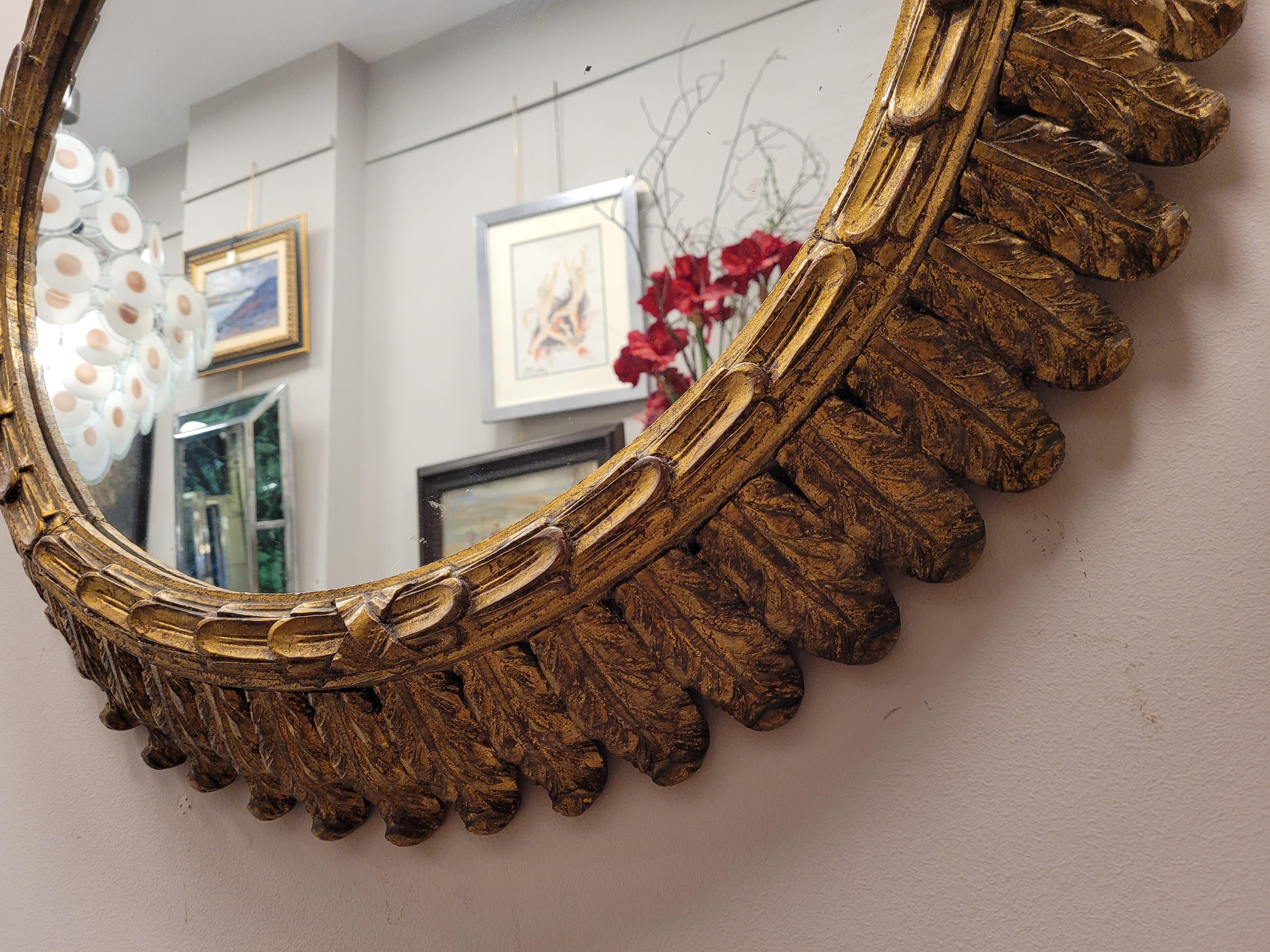 French round gilded wood Mirror, 40s  olive leaves For Sale 6
