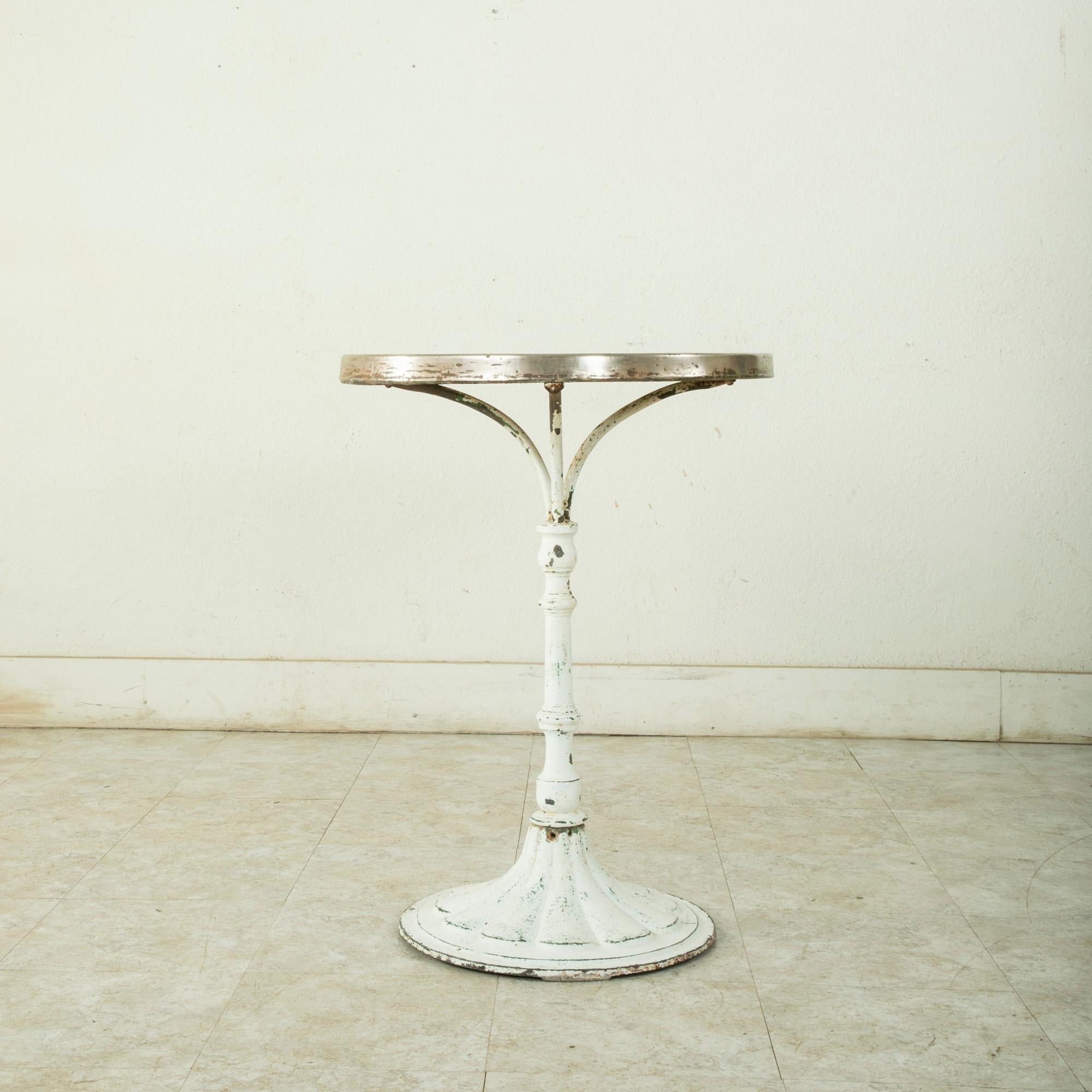 French Round Iron Bistro Table or Side Table with Marble Top, Brass Trim C. 1900 In Good Condition In Fayetteville, AR