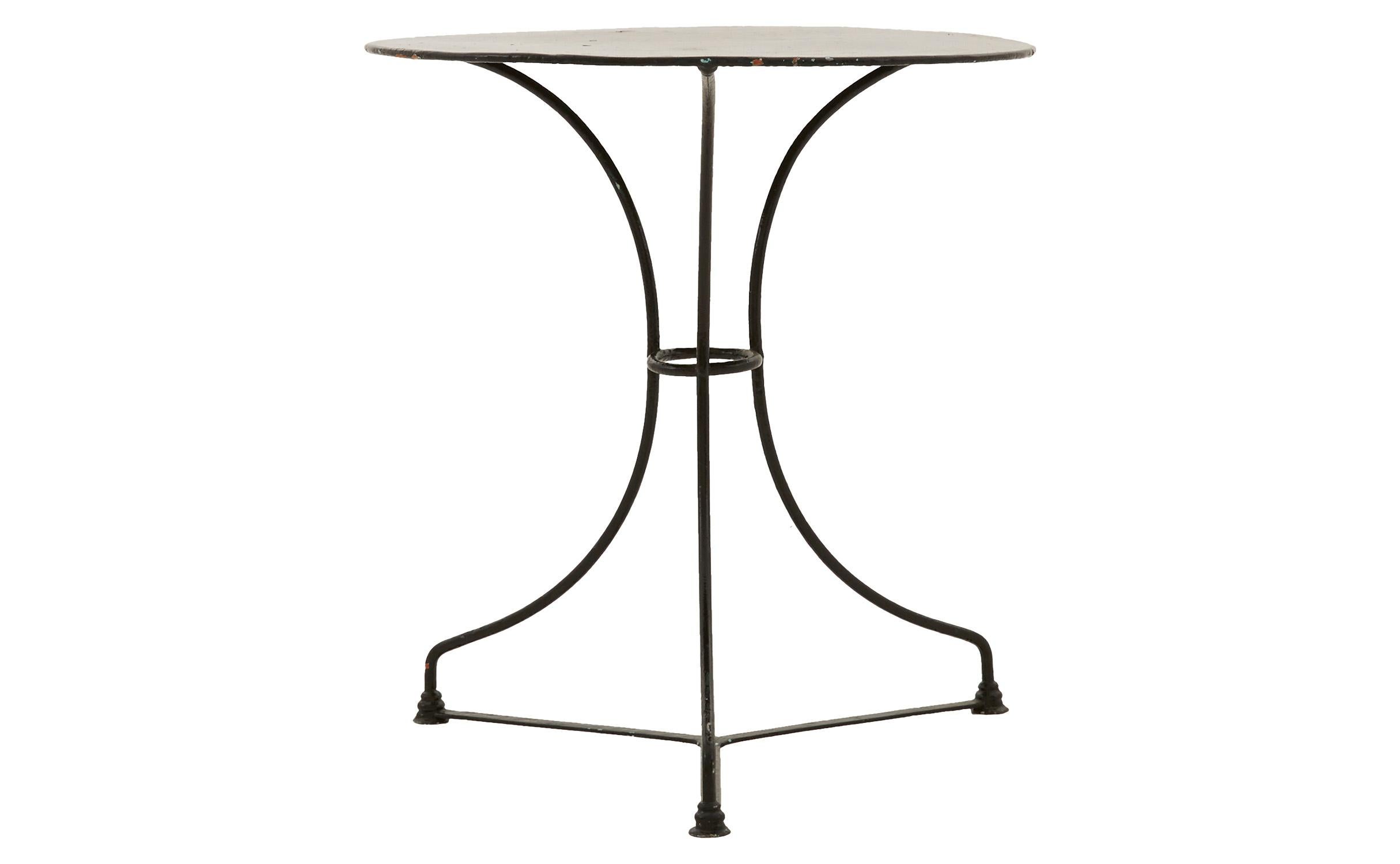 French Round Metal Bistro Table In Good Condition In Chicago, IL