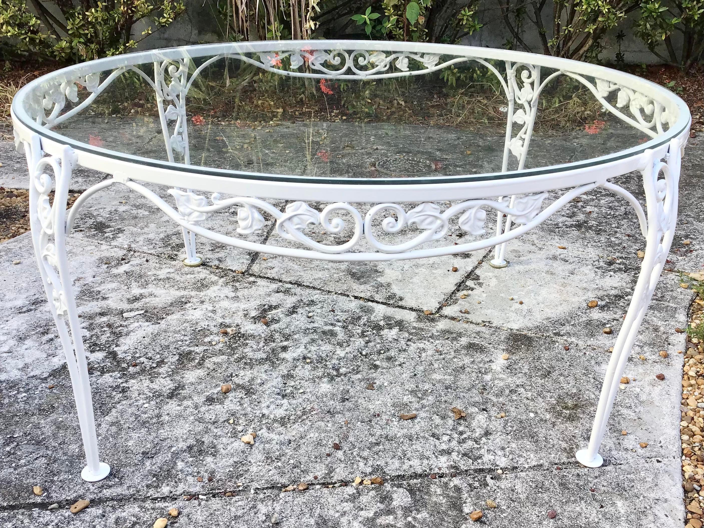 Regency French Round Patio Coffee Table in New White Lacquer