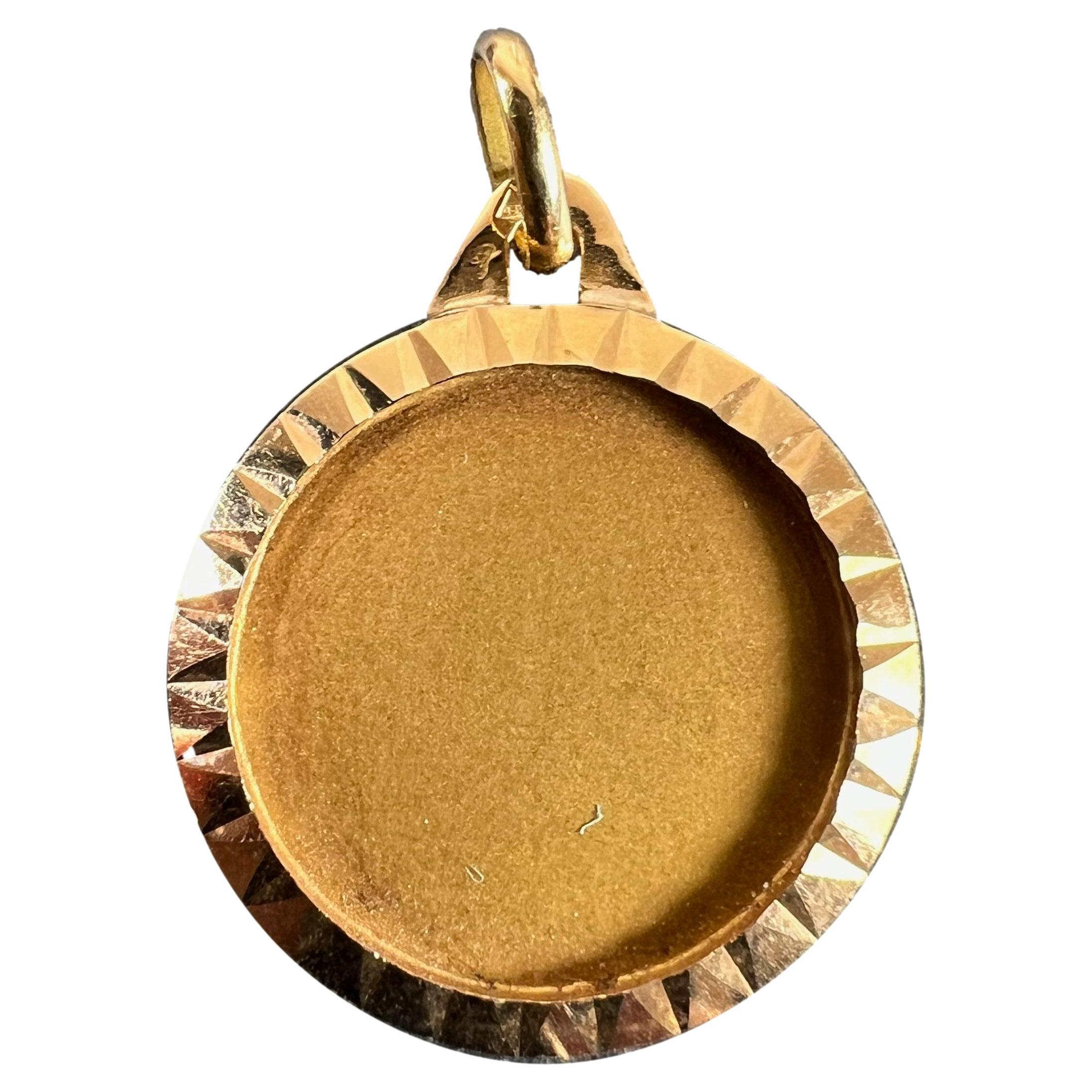 French Round Ridged Frame Matt Blank 18K Yellow Gold Medal Pendant