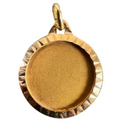 French Round Ridged Frame Matt Blank 18K Yellow Gold Medal Pendant