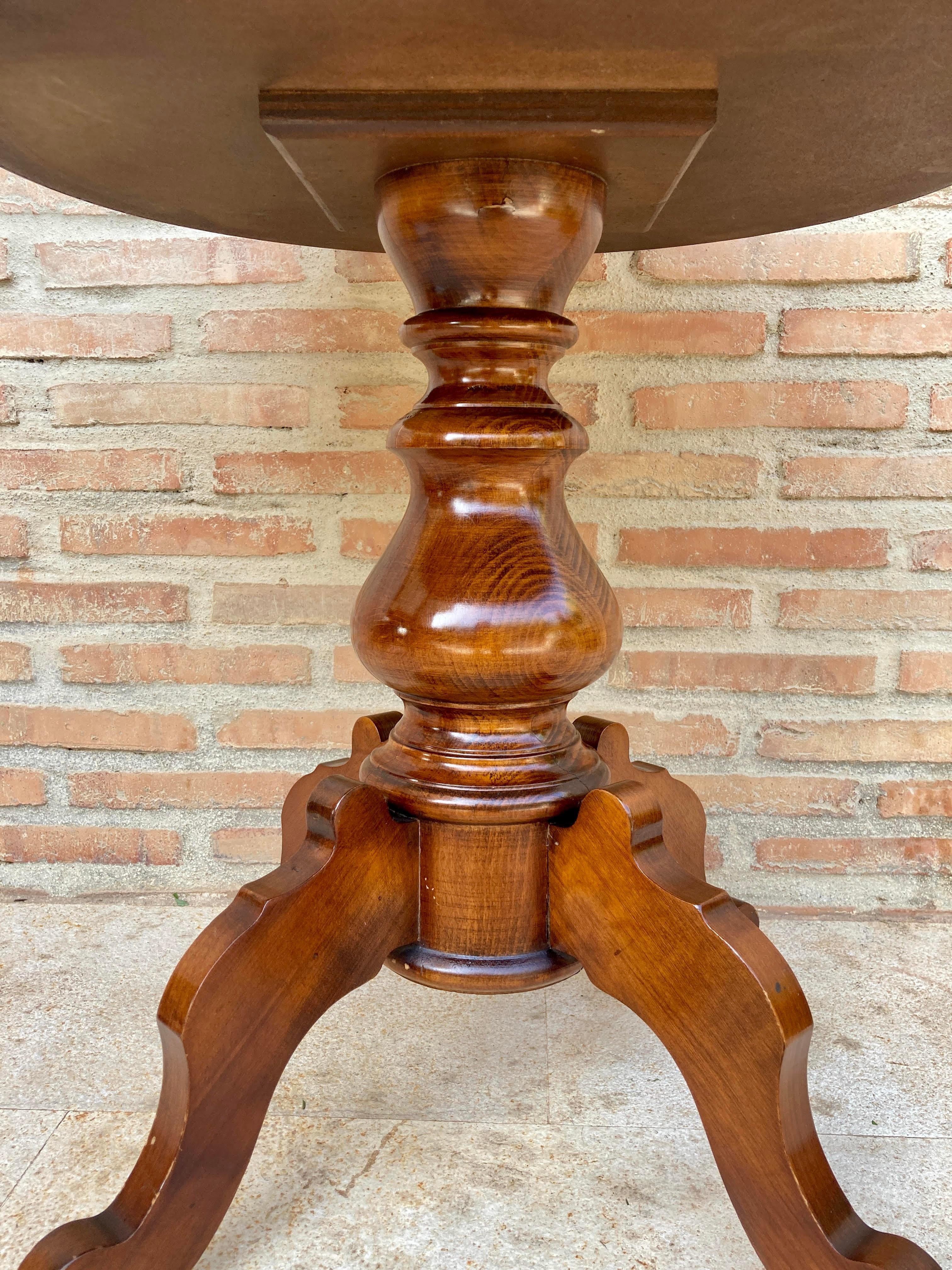 French Round Wooden Coffee or Side Table with Marquetry Center 2