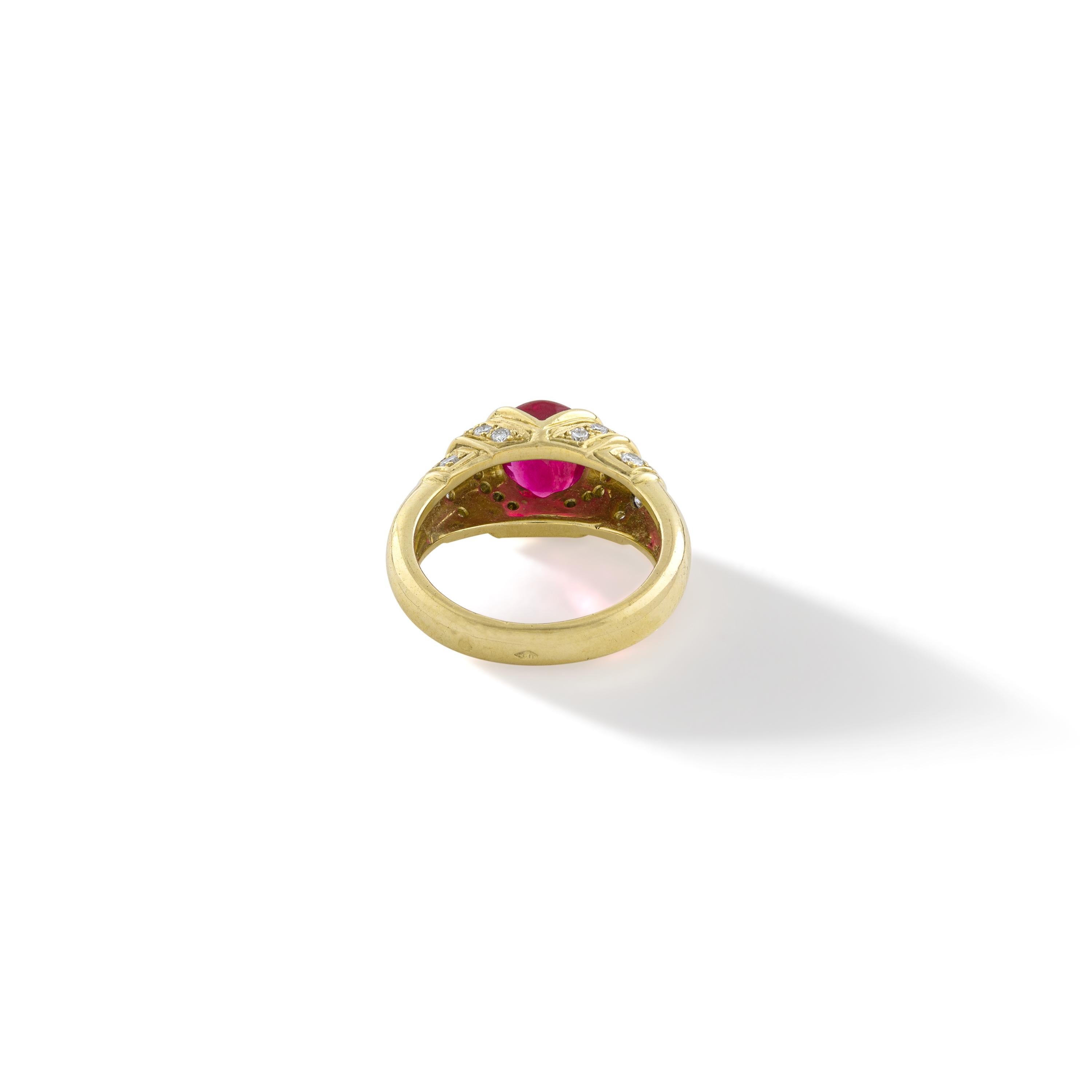 French Ruby Diamond Yellow Gold Ring In Excellent Condition For Sale In Geneva, CH