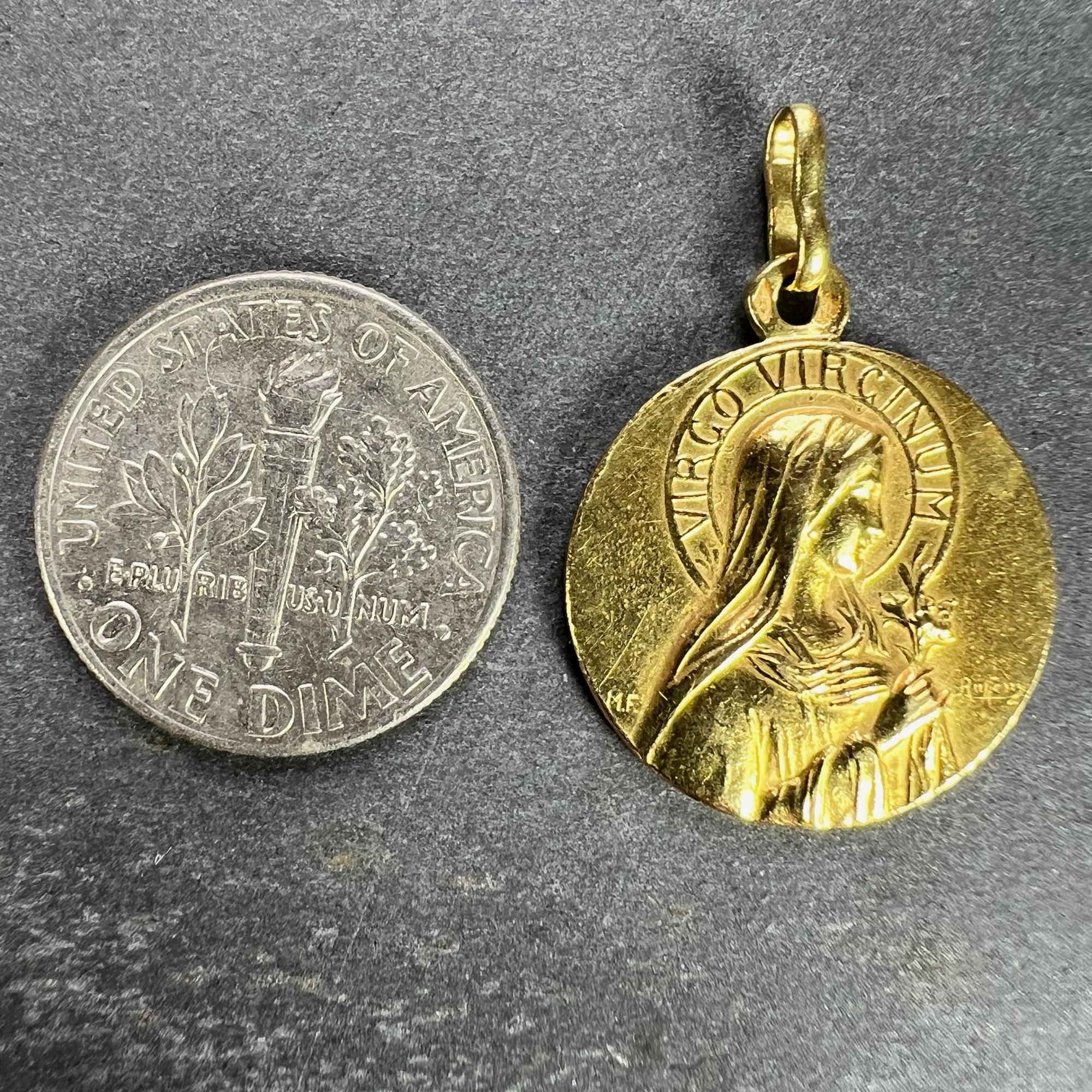 French Ruffony Virgin Mary Virgo Virginum 18K Yellow Gold Medal Pendant For Sale 7