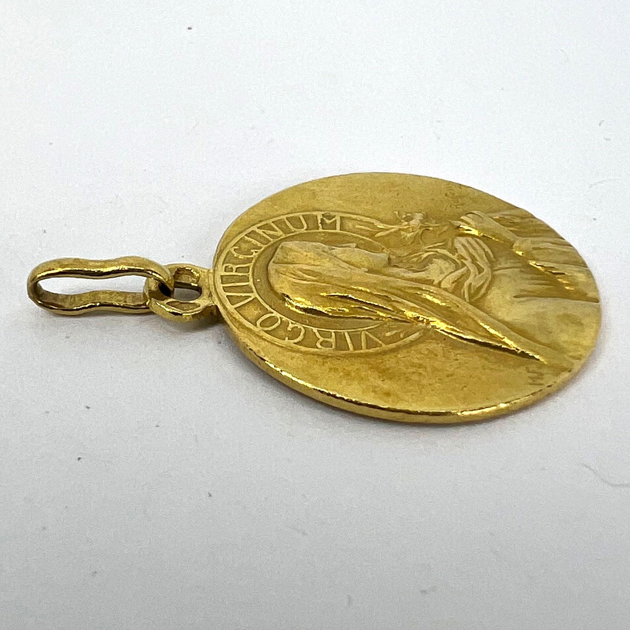 French Ruffony Virgin Mary Virgo Virginum 18K Yellow Gold Medal Pendant For Sale 11
