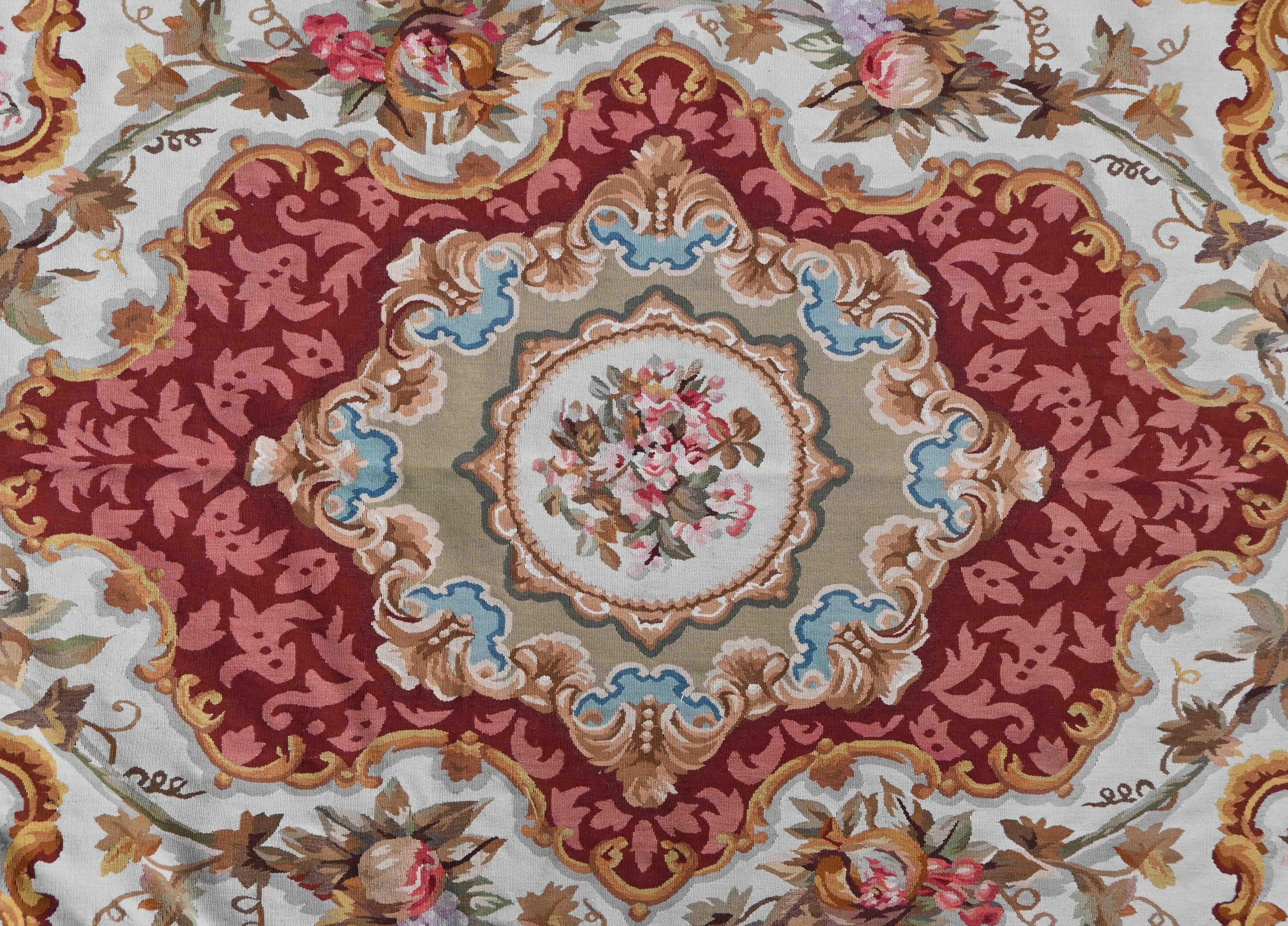Alfombra francesa, en estilo Napoleón III Aubusson, finales del XIX - 215x145 Nº 1418 en Excelente estado para la venta en Paris, FR