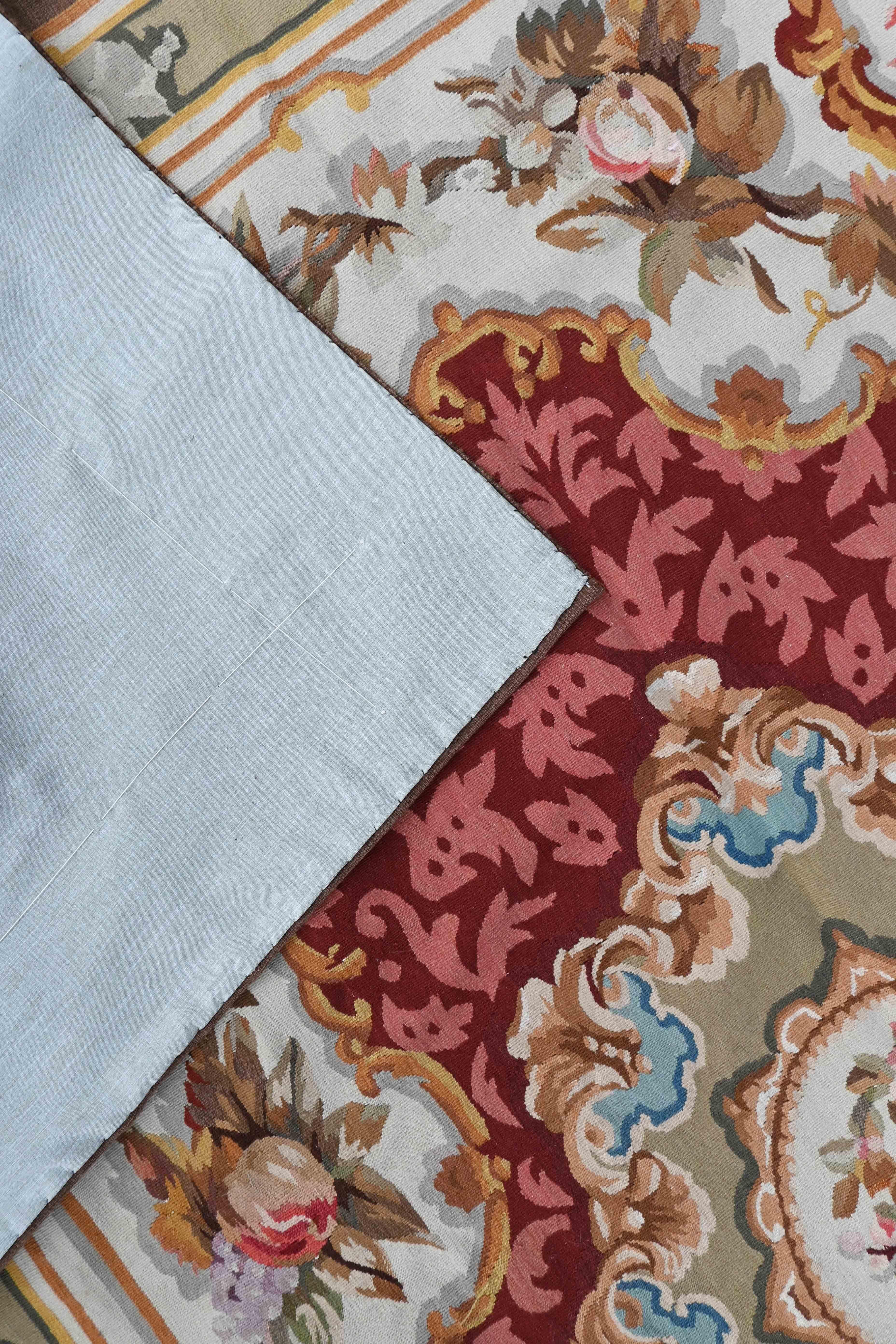 Alfombra francesa, en estilo Napoleón III Aubusson, finales del XIX - 215x145 Nº 1418 principios del siglo XX en venta