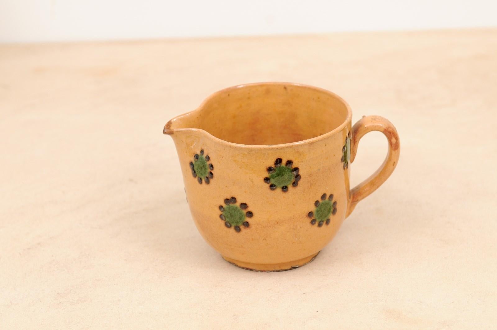 French Rustic 19th Century Peach Glazed Pitcher with Green and Chocolate Décor For Sale 4