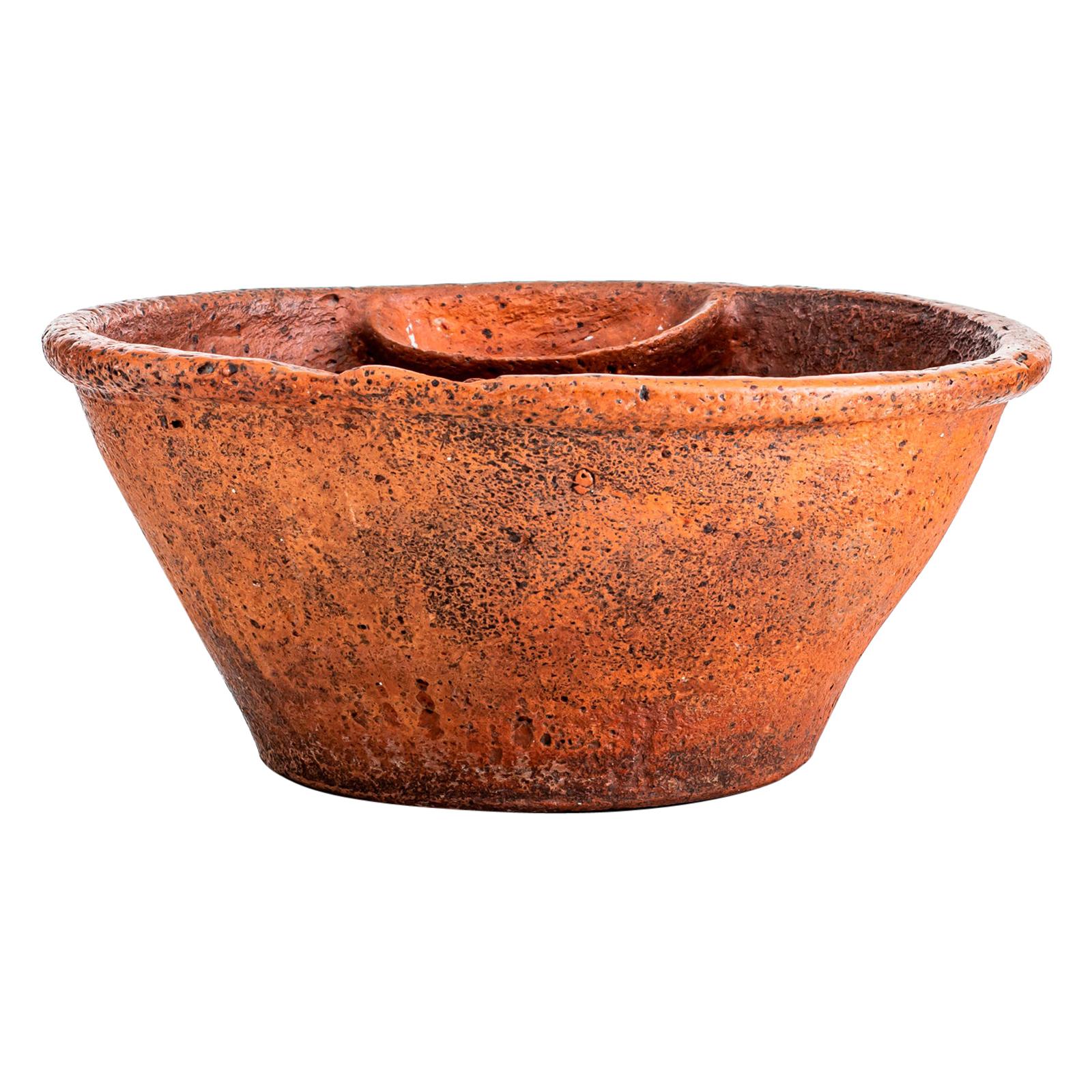 French Rustic and Rural Wash Basin Early 19th in Terracotta For Sale