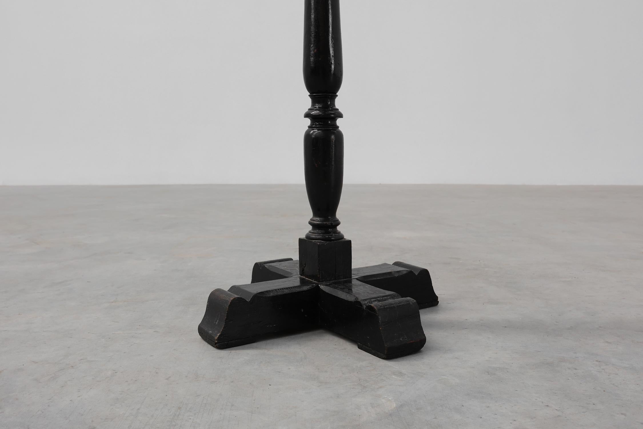 XIX secolo Leggio rustico francese in legno massiccio, 1850 ca. in vendita
