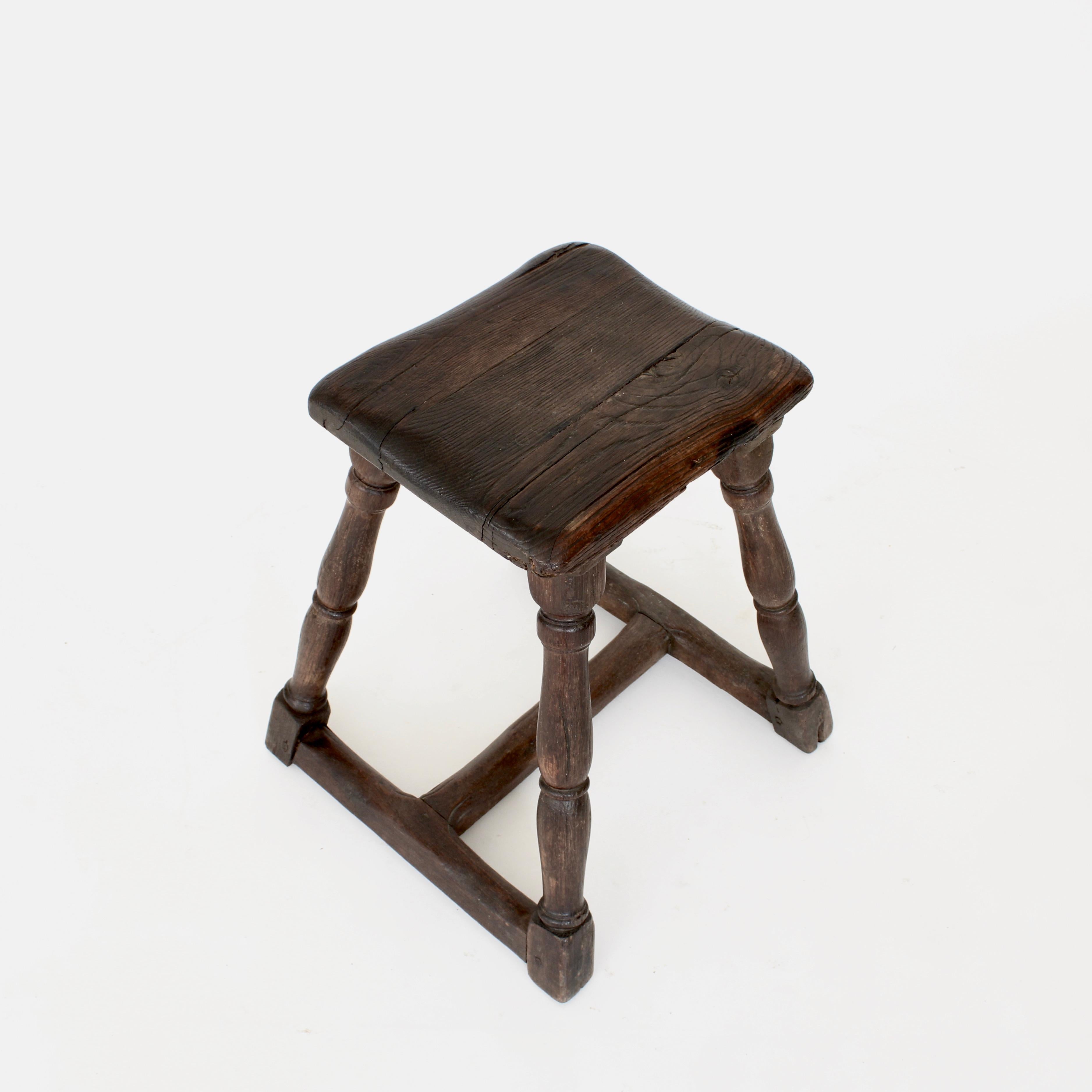 French Rustic Carved Chestnut Stool Brittany 19th c In Good Condition In Chicago, IL