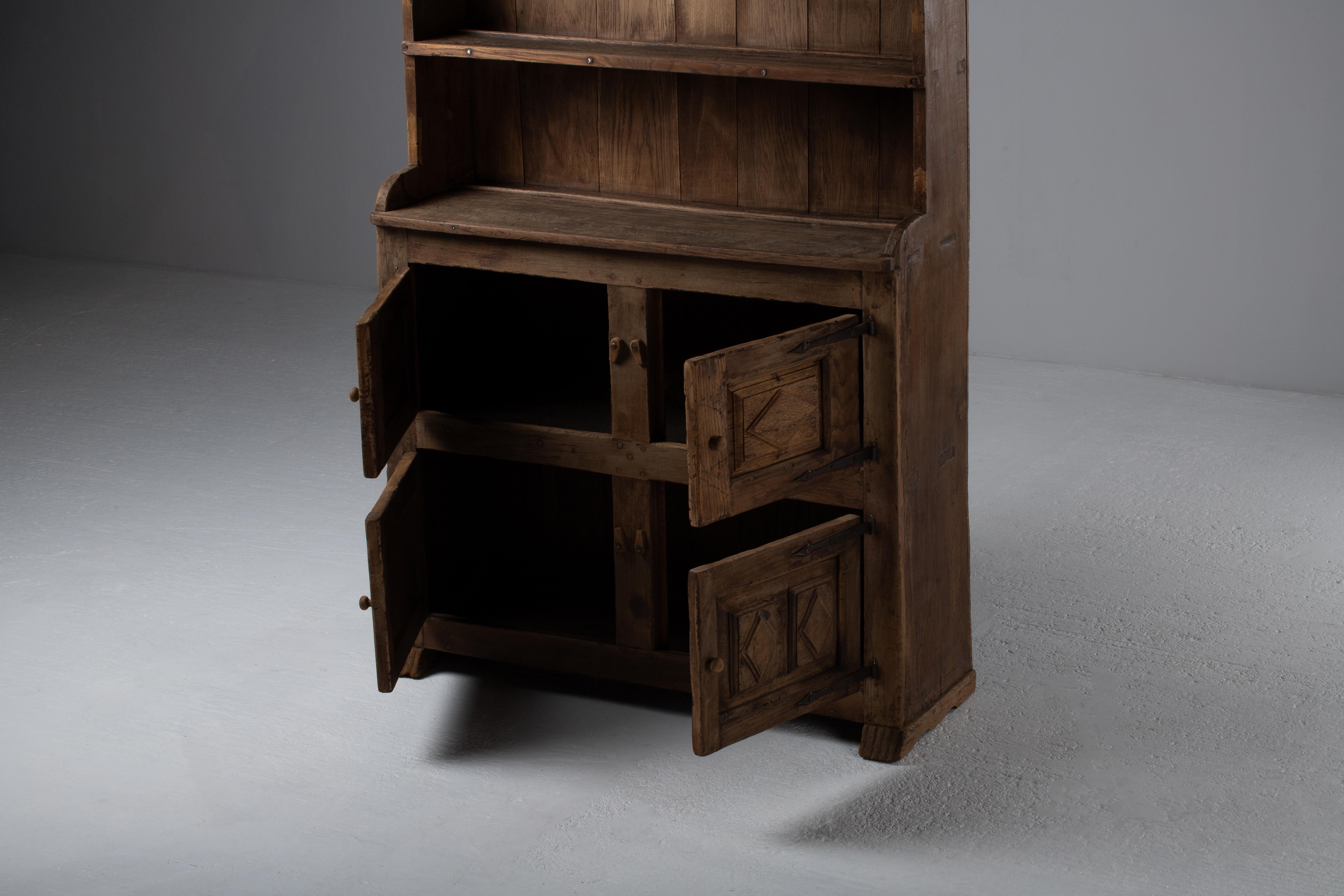 Credenza rustica francese, 18° secolo in vendita 6