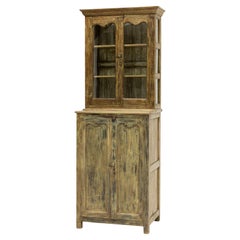 Armoire rustique française en bois peint, 20e siècle