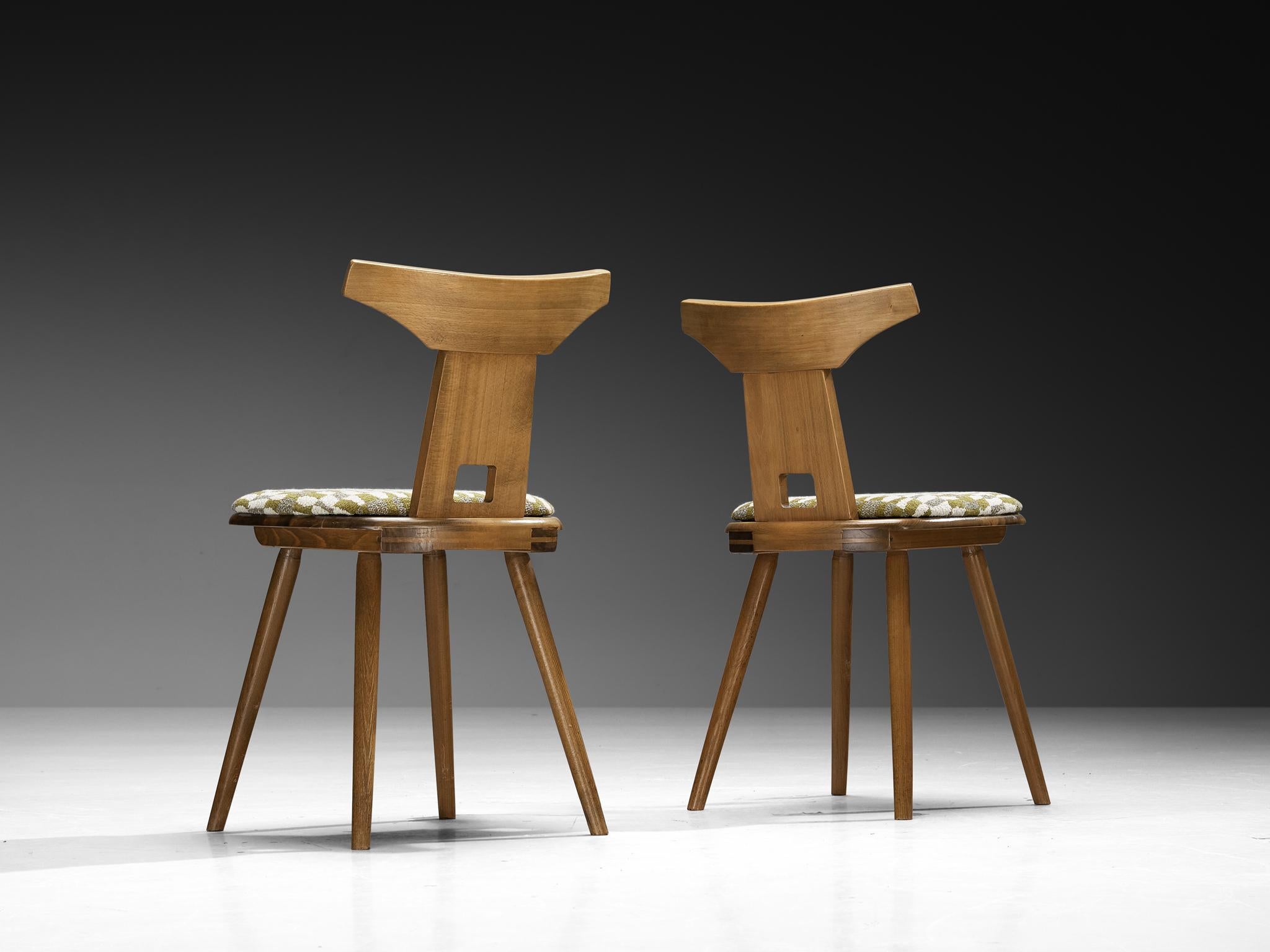 Sedie da pranzo in Wood massiccio con sedute in Fabrice multicolore a fantasia in vendita 2