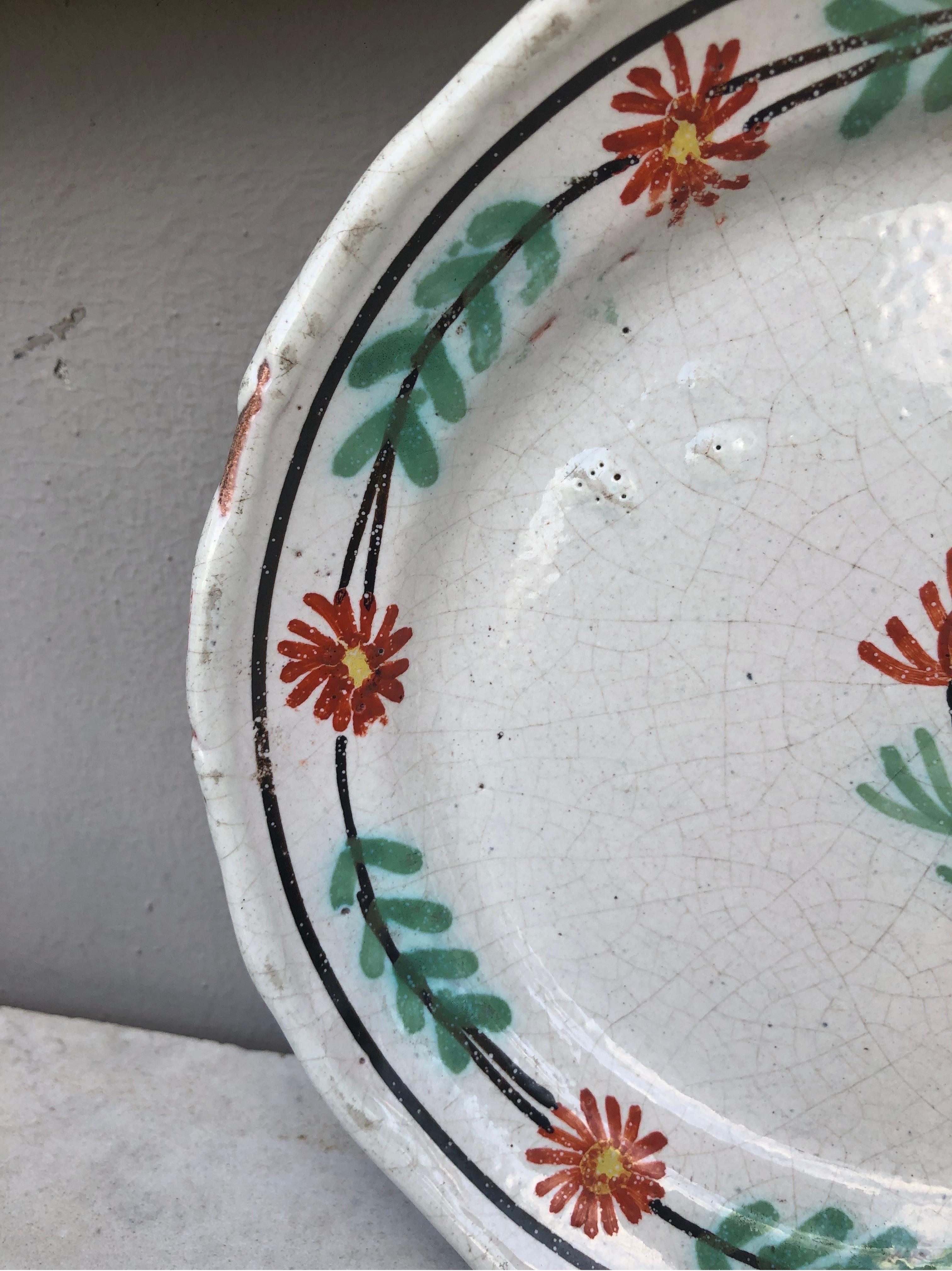 French Rustic Faience Flower Plate Circa 1890 In Good Condition For Sale In Austin, TX