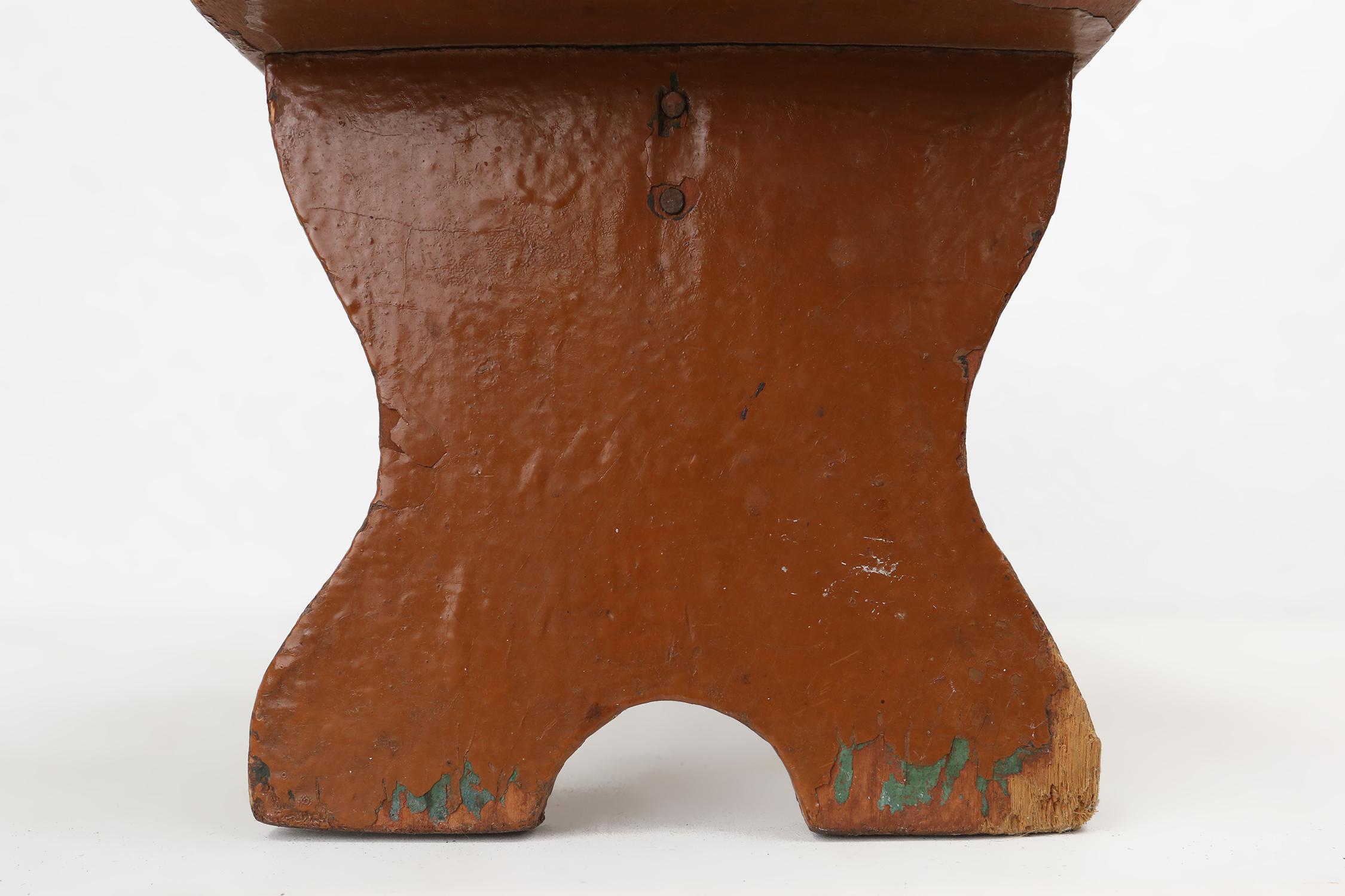 Early 20th Century French rustic low church stool in terracotta painted wood, ca. 1900 For Sale