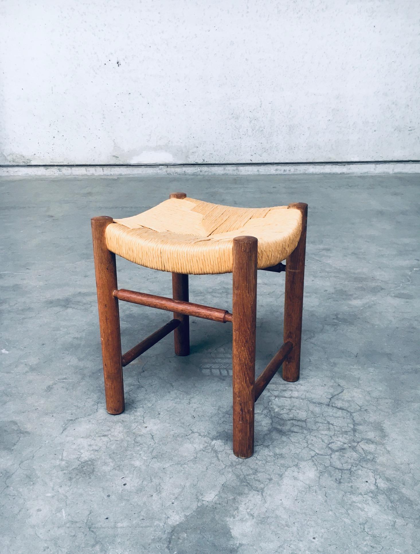 Mid-20th Century French Rustic Oak & Rush Stool, 1950s, France For Sale
