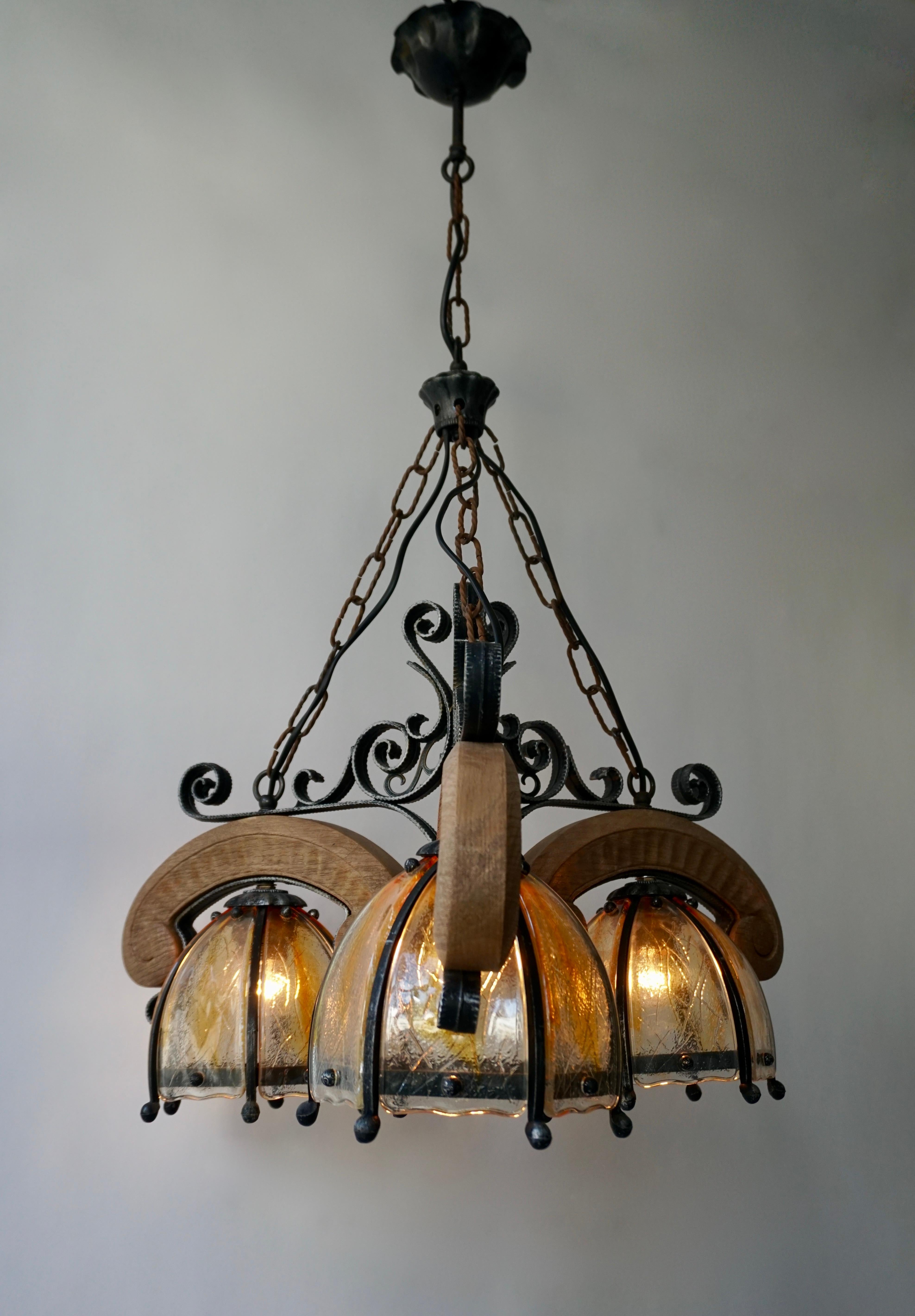 French Rustic Wood and Glass Chandelier For Sale 7