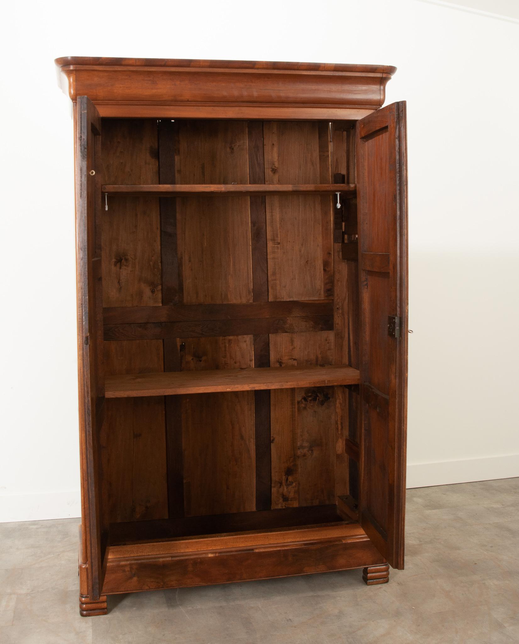 French 19th Century Walnut Louis Philippe Armoire In Good Condition In Baton Rouge, LA